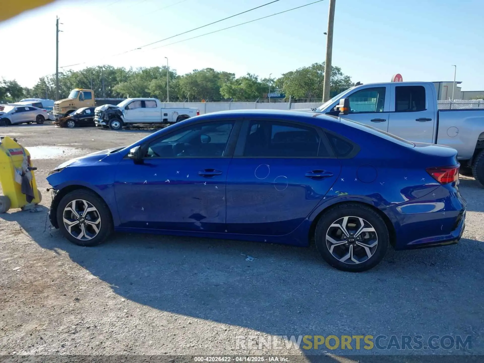 14 Photograph of a damaged car 3KPF24AD9KE010744 KIA FORTE 2019
