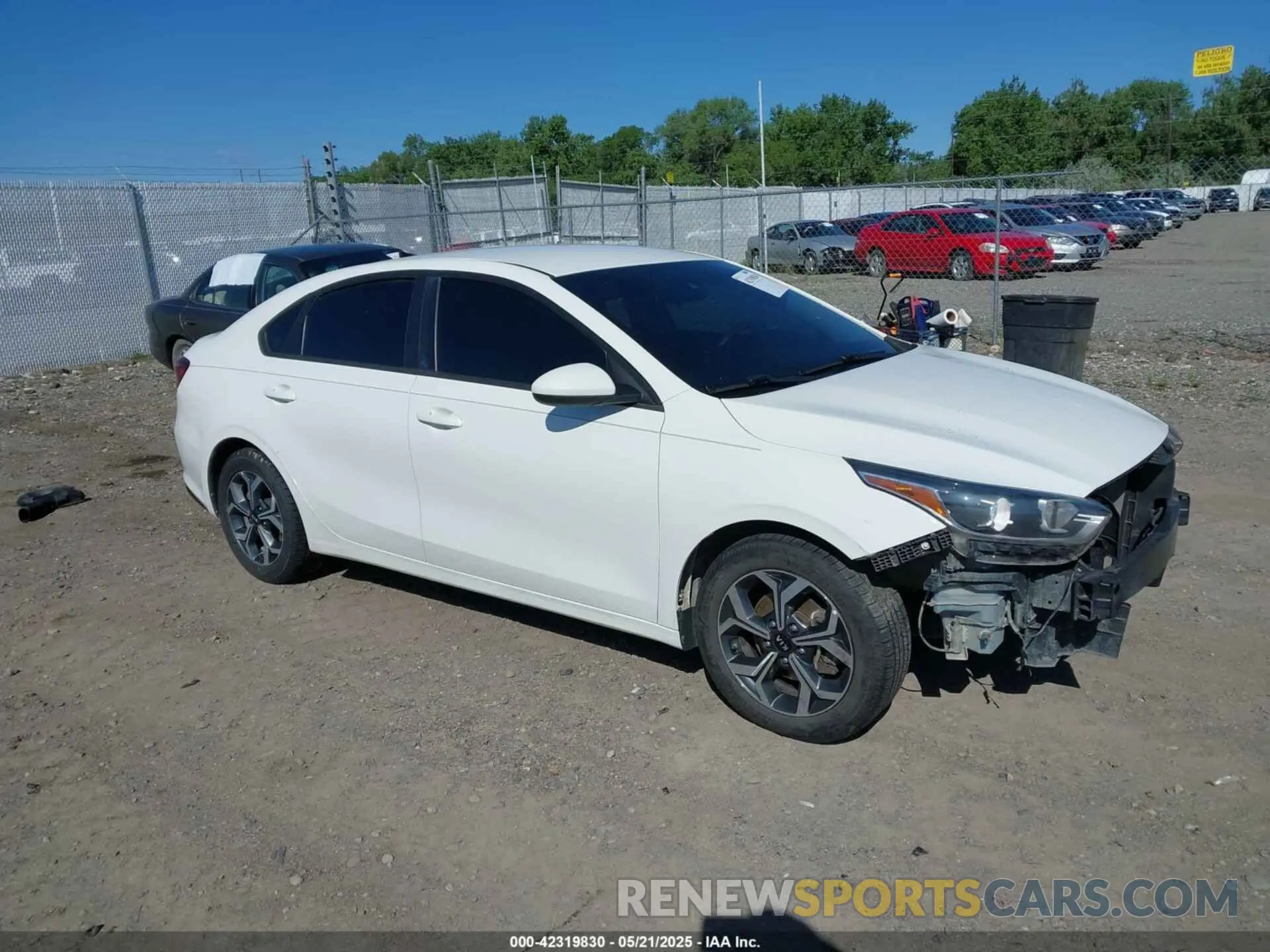 1 Photograph of a damaged car 3KPF24AD9KE037958 KIA FORTE 2019