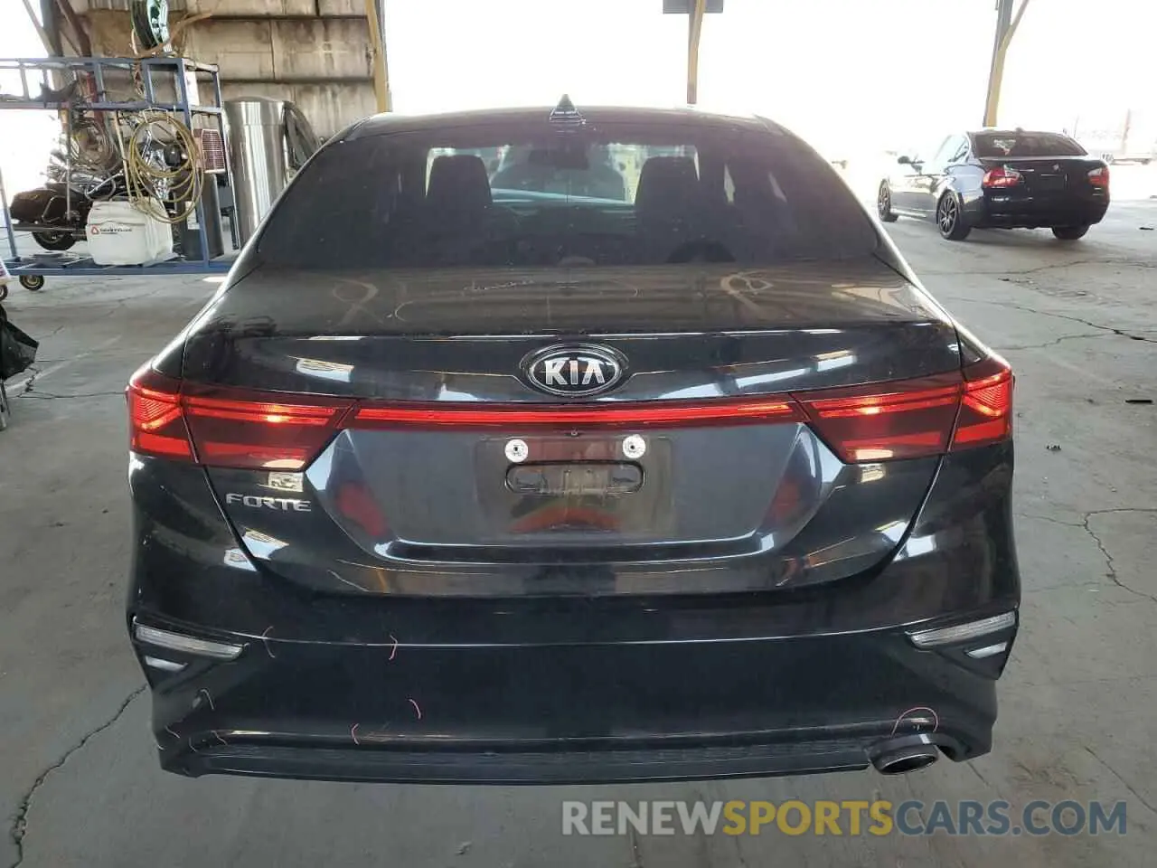 6 Photograph of a damaged car 3KPF24AD9KE039970 KIA FORTE 2019