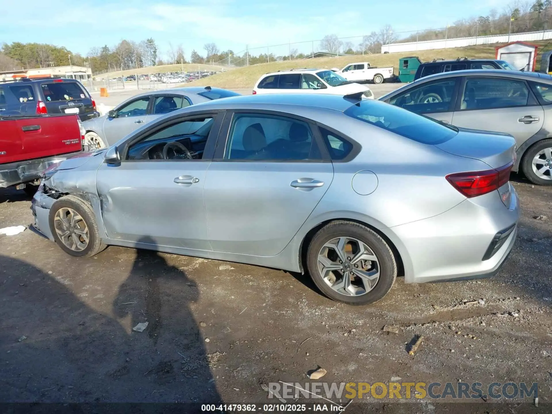 14 Photograph of a damaged car 3KPF24AD9KE040536 KIA FORTE 2019