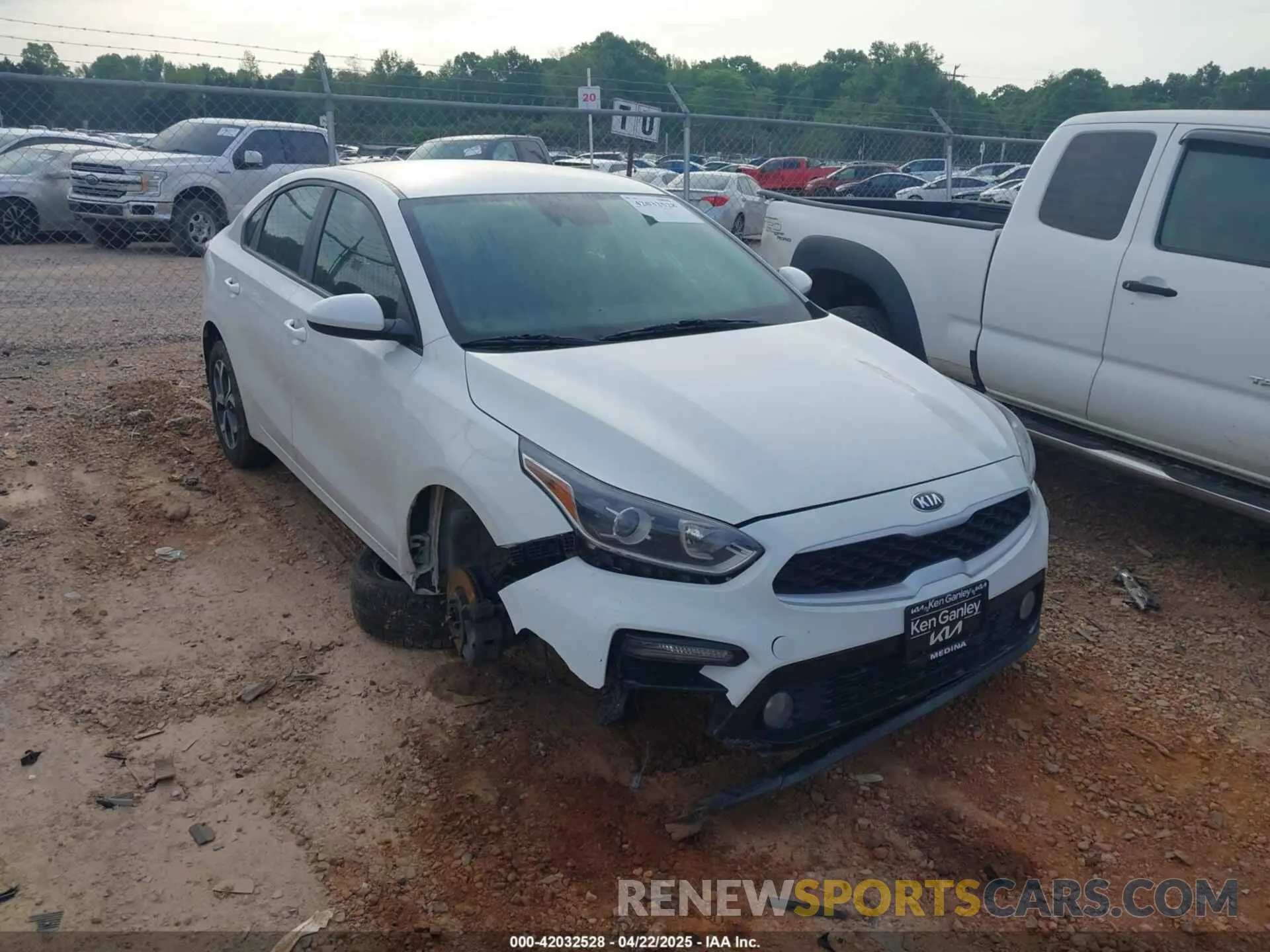 1 Photograph of a damaged car 3KPF24AD9KE077229 KIA FORTE 2019