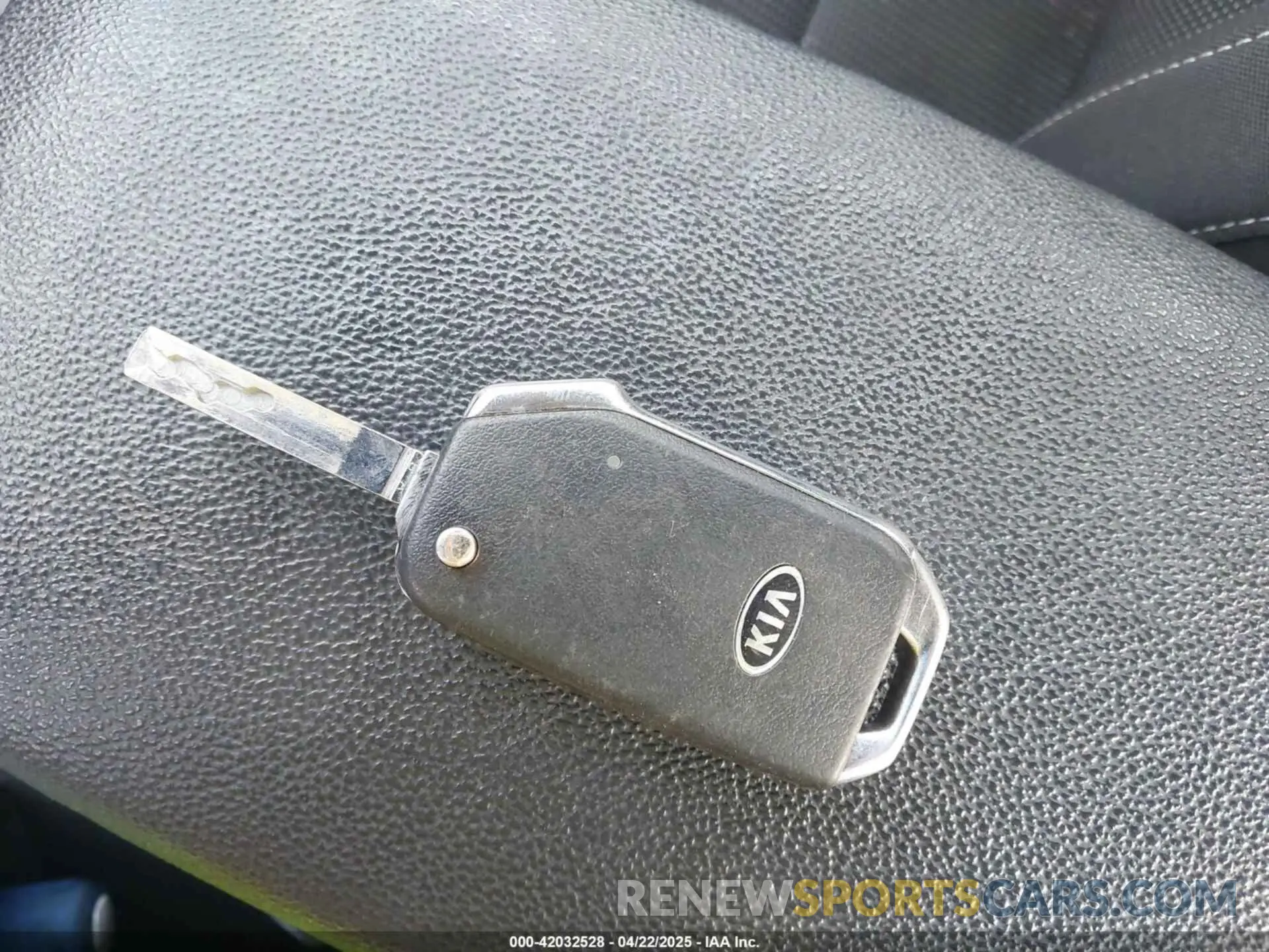 11 Photograph of a damaged car 3KPF24AD9KE077229 KIA FORTE 2019
