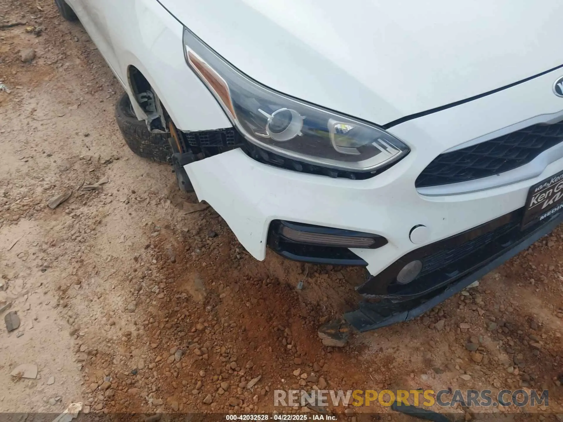 6 Photograph of a damaged car 3KPF24AD9KE077229 KIA FORTE 2019