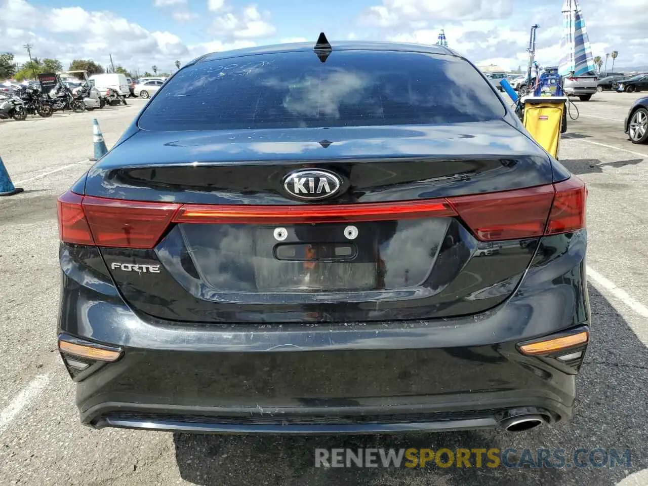 6 Photograph of a damaged car 3KPF24AD9KE082169 KIA FORTE 2019
