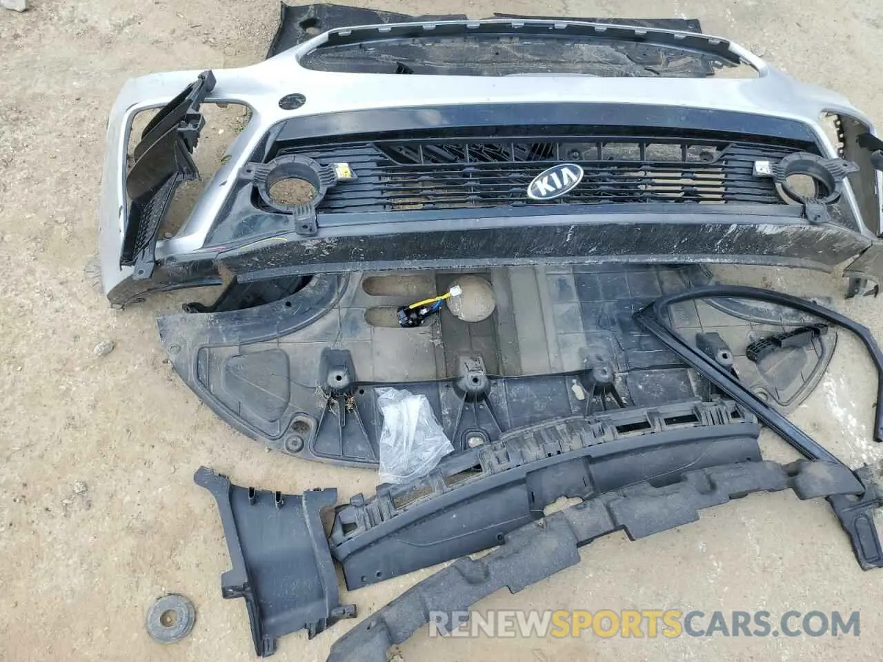 12 Photograph of a damaged car 3KPF24AD9KE083760 KIA FORTE 2019