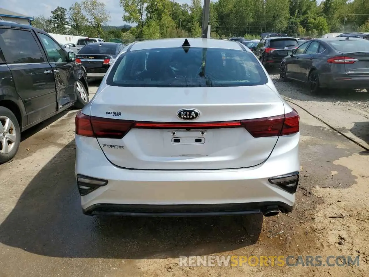 6 Photograph of a damaged car 3KPF24AD9KE083760 KIA FORTE 2019