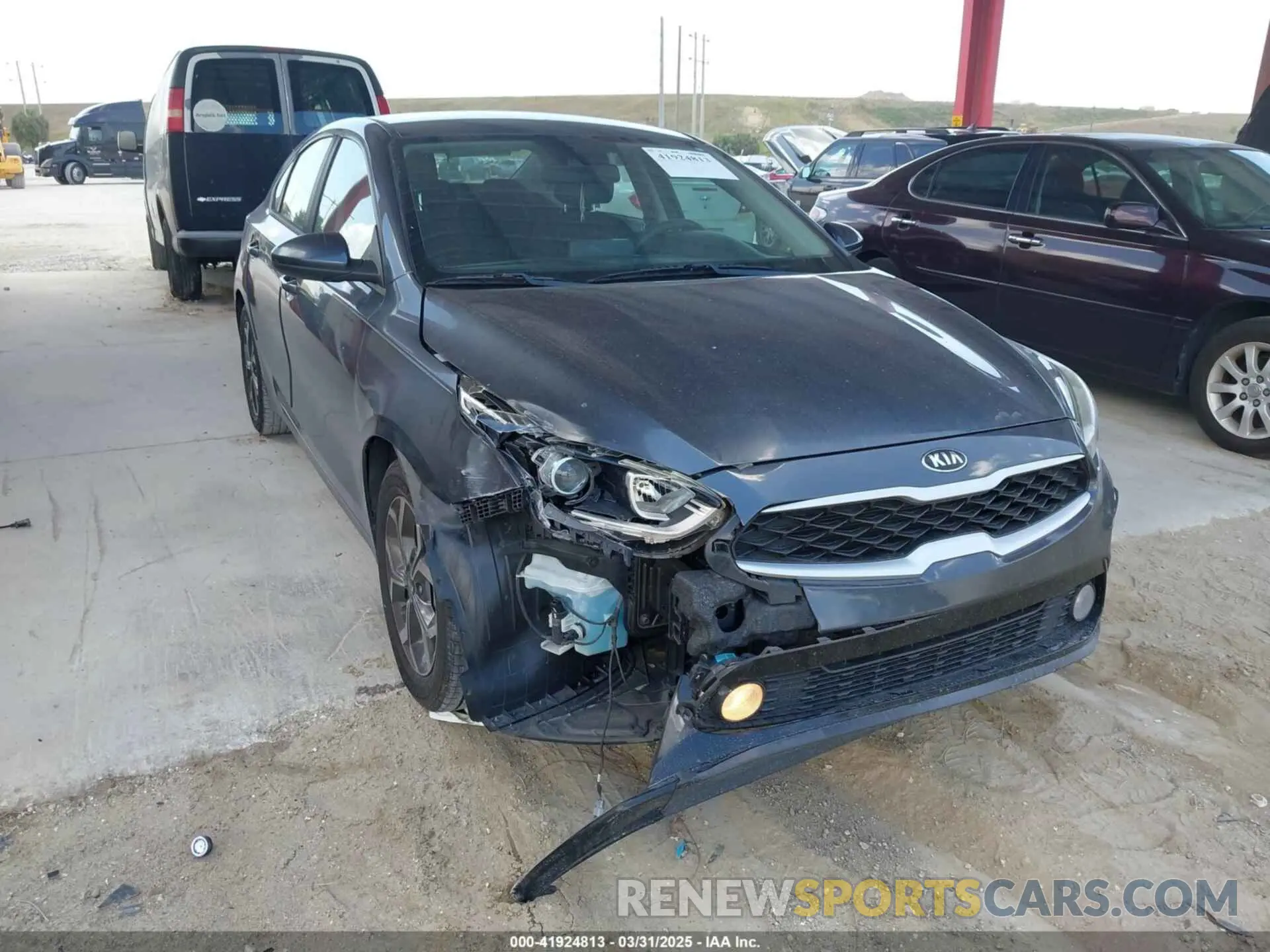 1 Photograph of a damaged car 3KPF24AD9KE097741 KIA FORTE 2019