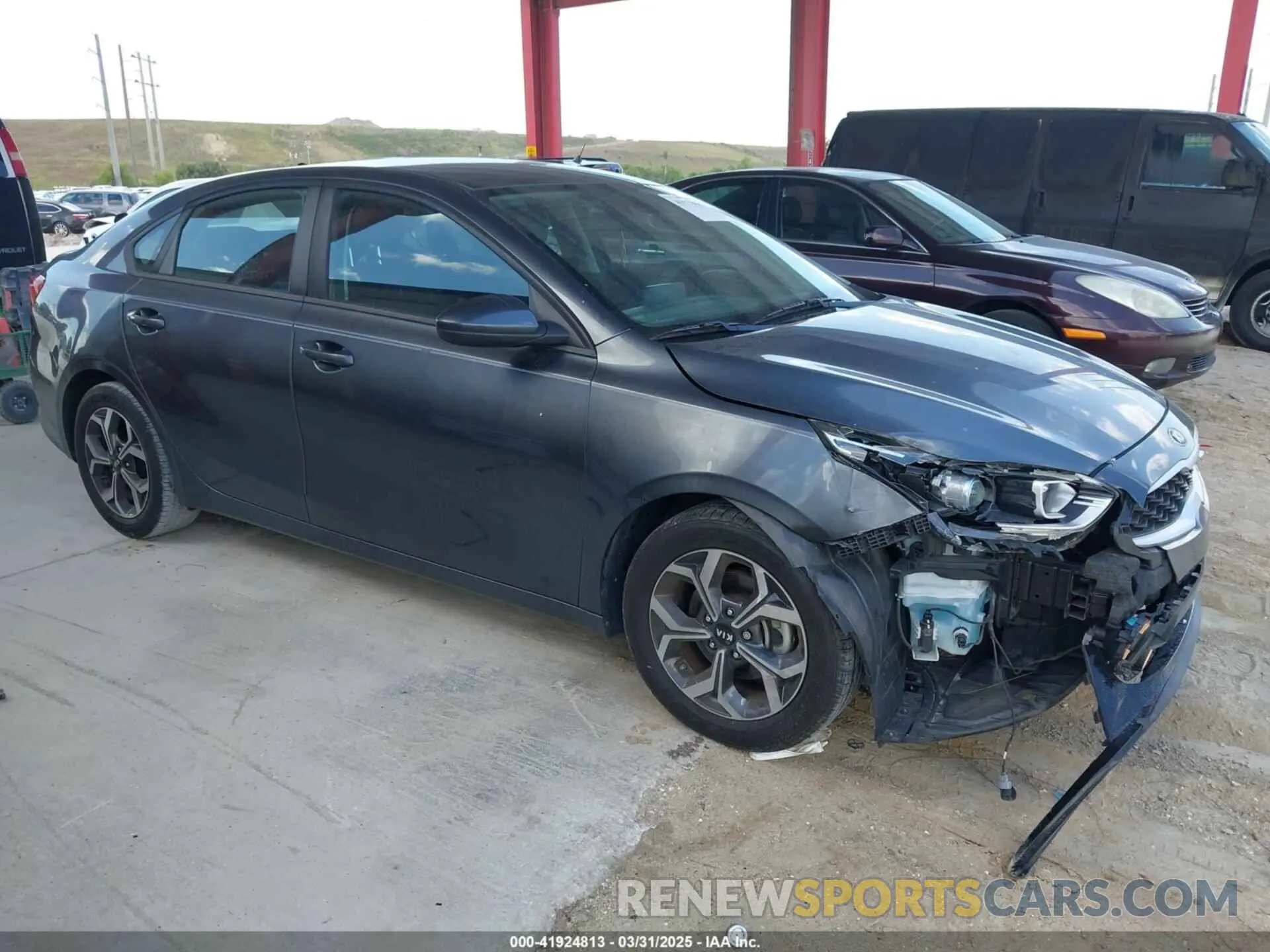 13 Photograph of a damaged car 3KPF24AD9KE097741 KIA FORTE 2019