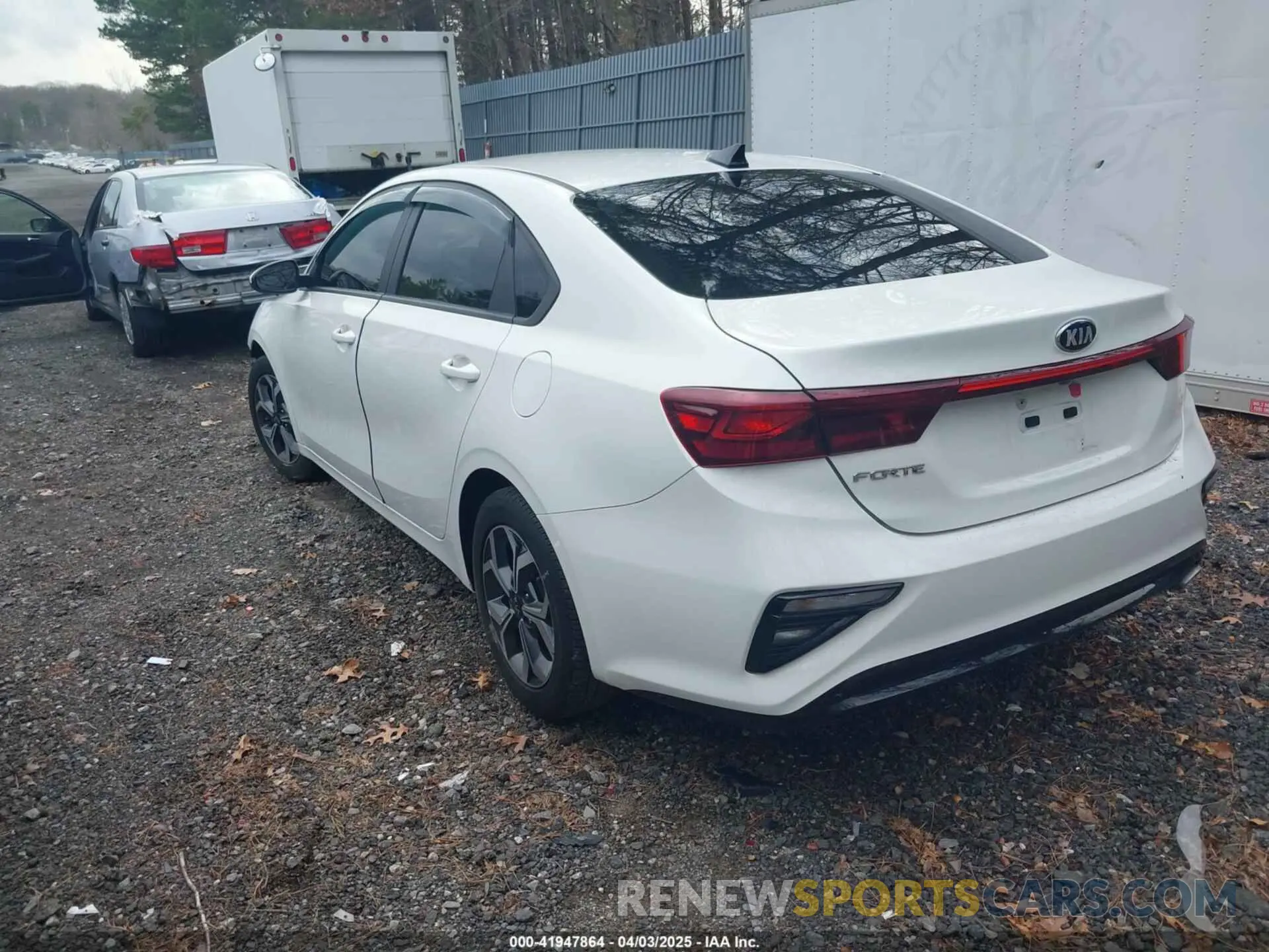 3 Photograph of a damaged car 3KPF24AD9KE116403 KIA FORTE 2019