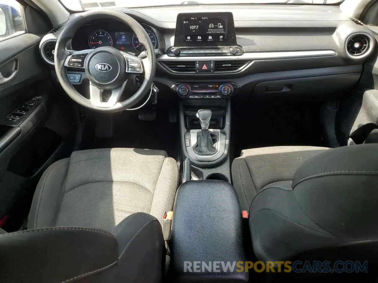 8 Photograph of a damaged car 3KPF24AD9KE124856 KIA FORTE 2019