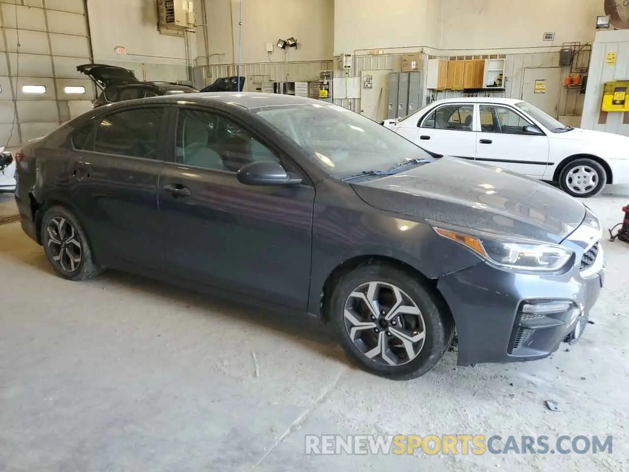 4 Photograph of a damaged car 3KPF24AD9KE133833 KIA FORTE 2019