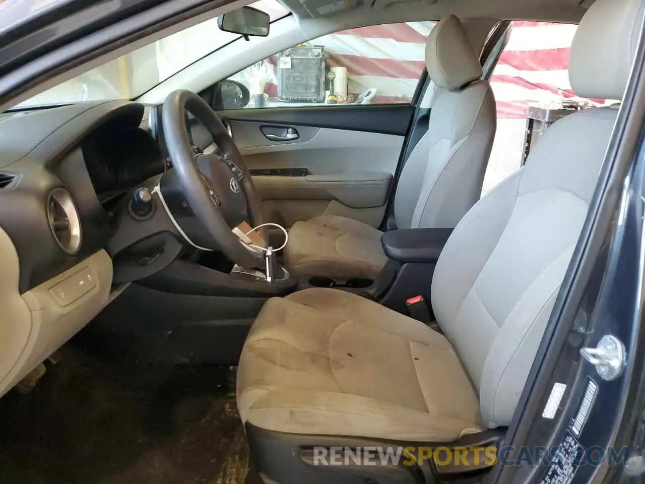 7 Photograph of a damaged car 3KPF24AD9KE133833 KIA FORTE 2019