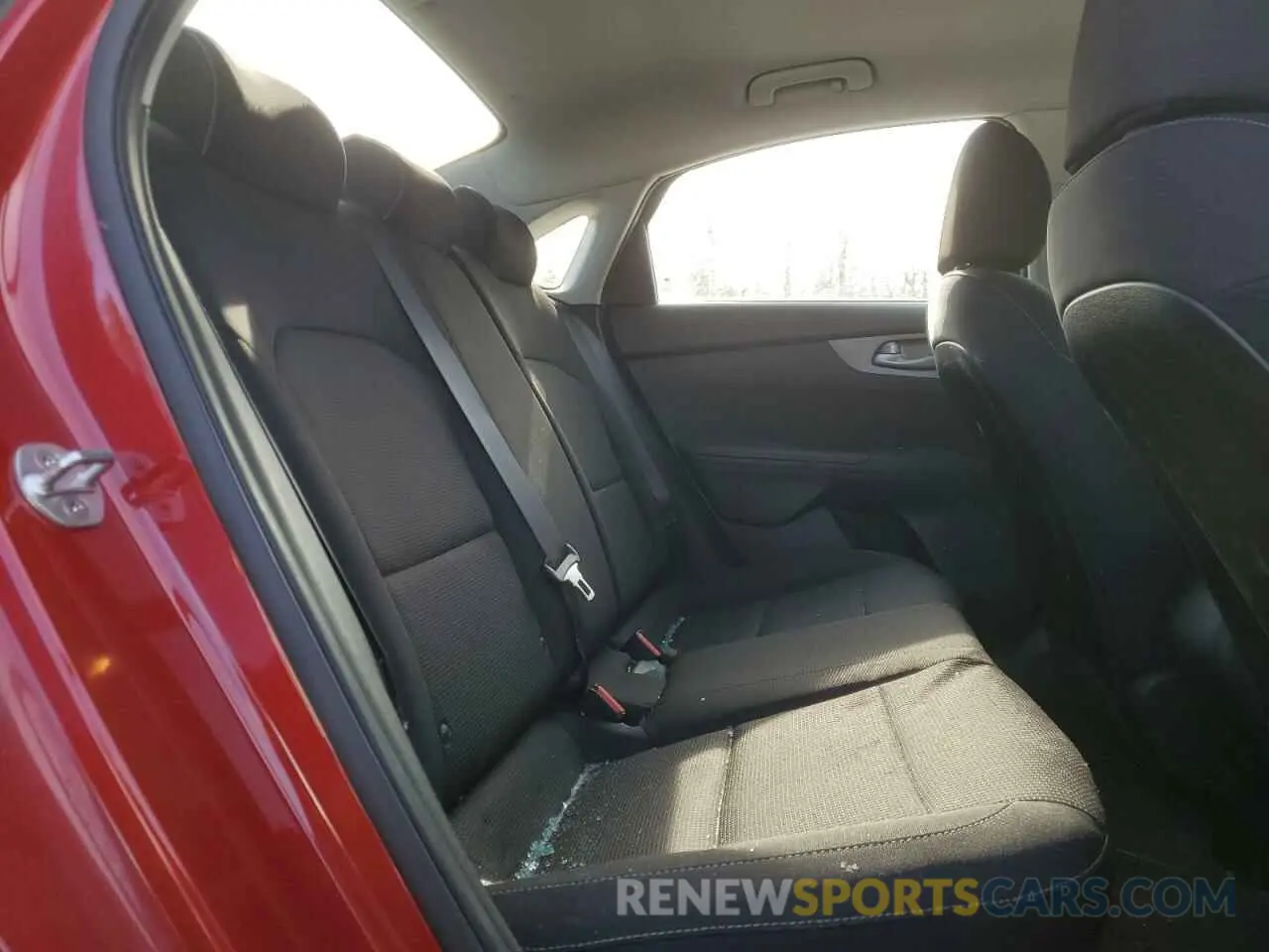 10 Photograph of a damaged car 3KPF24ADXKE014849 KIA FORTE 2019