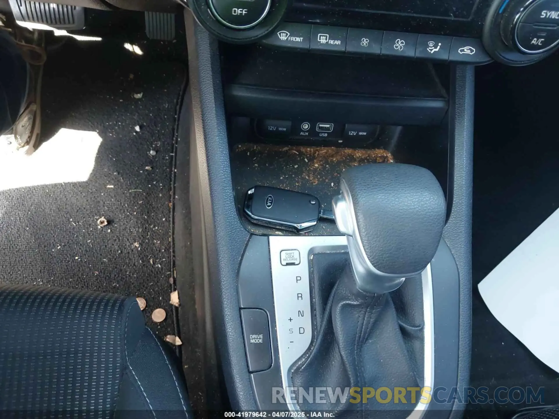 11 Photograph of a damaged car 3KPF24ADXKE016732 KIA FORTE 2019