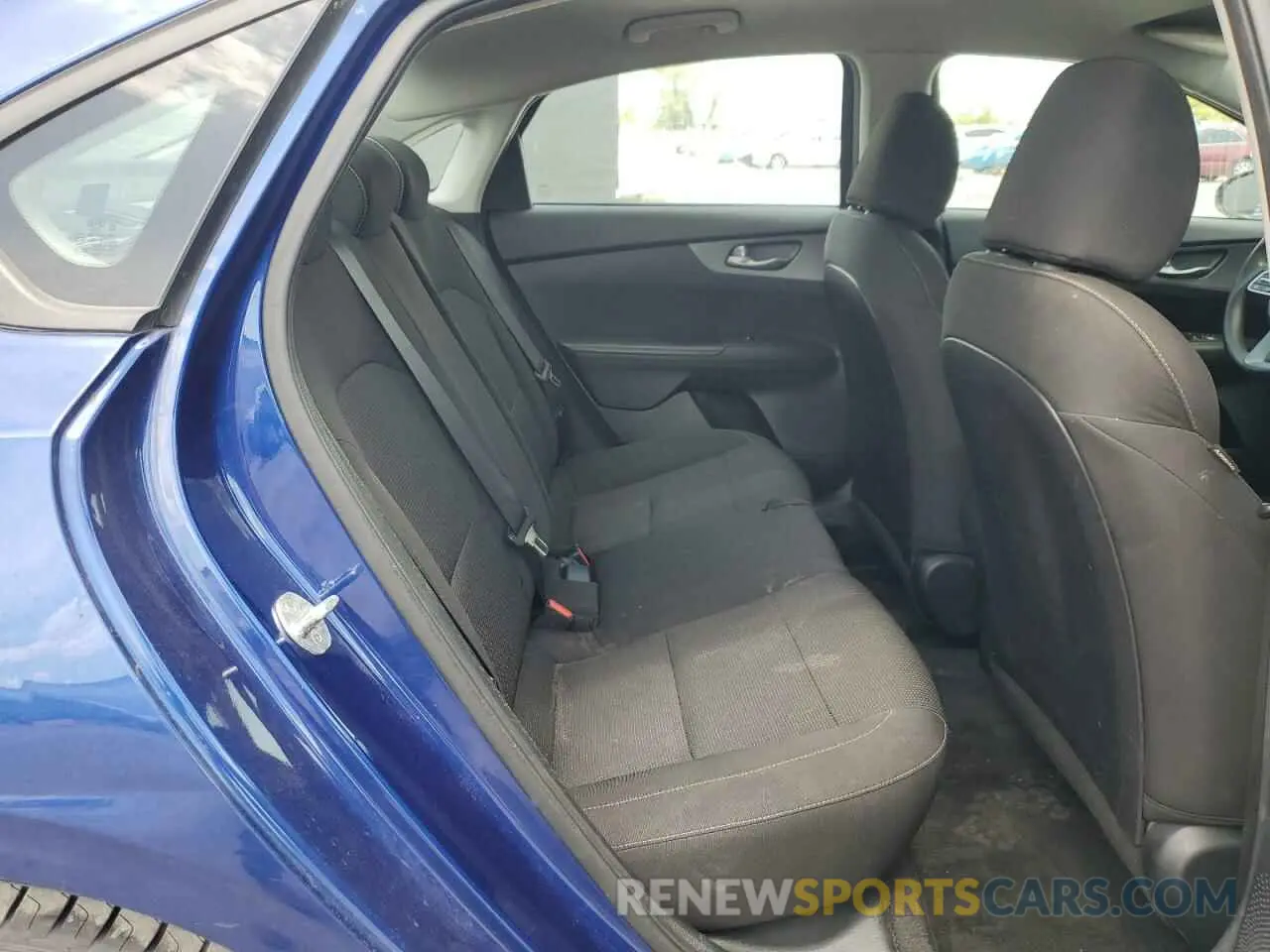10 Photograph of a damaged car 3KPF24ADXKE083783 KIA FORTE 2019