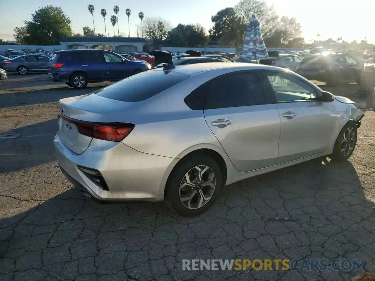 3 Photograph of a damaged car 3KPF24ADXKE083881 KIA FORTE 2019