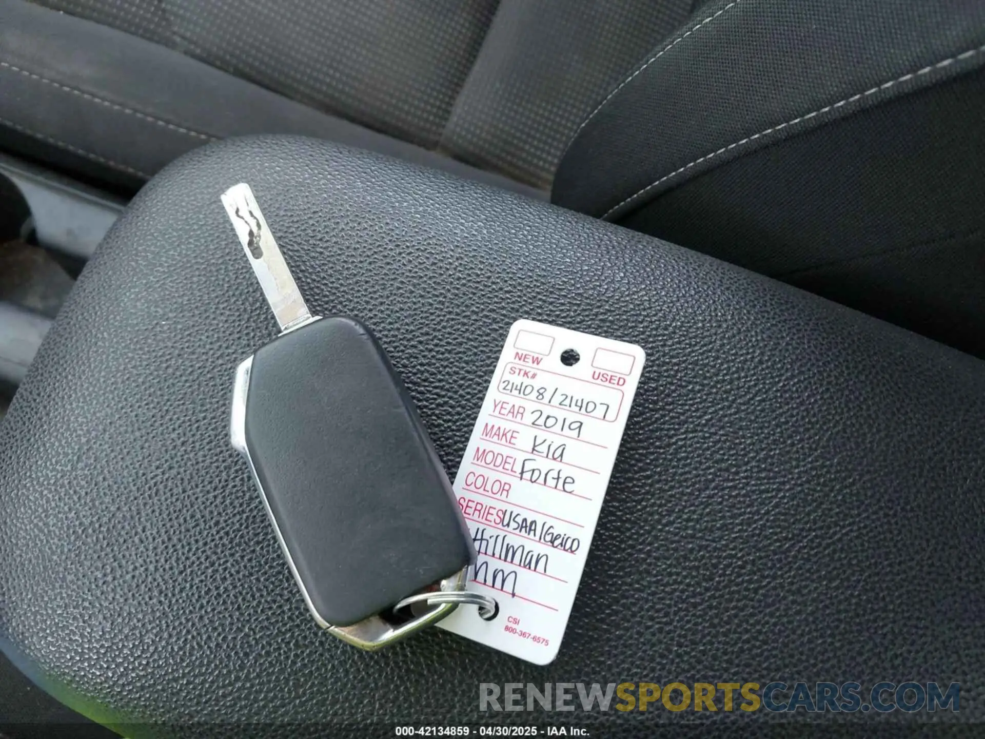 11 Photograph of a damaged car 3KPF24ADXKE096145 KIA FORTE 2019