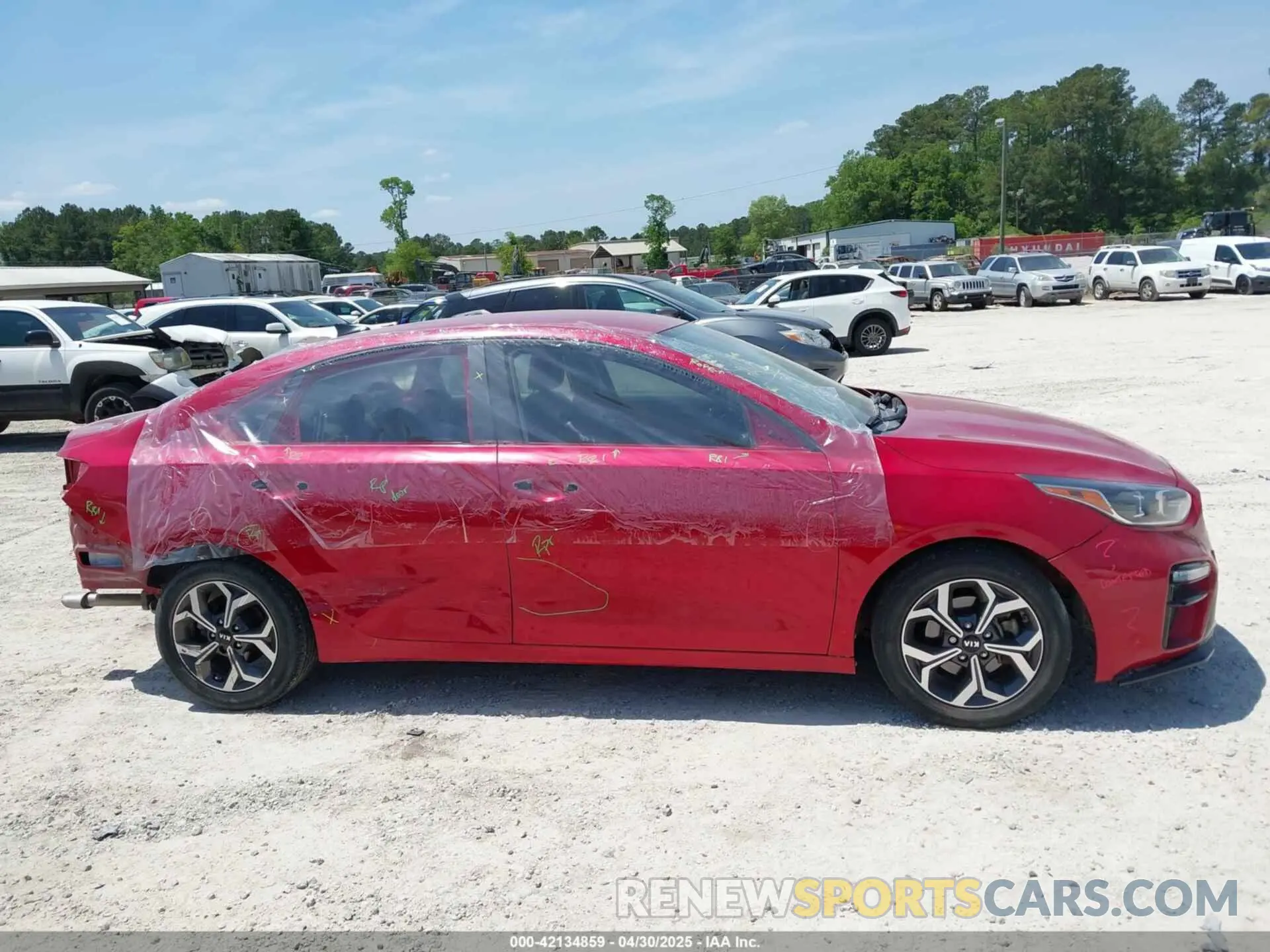 13 Photograph of a damaged car 3KPF24ADXKE096145 KIA FORTE 2019