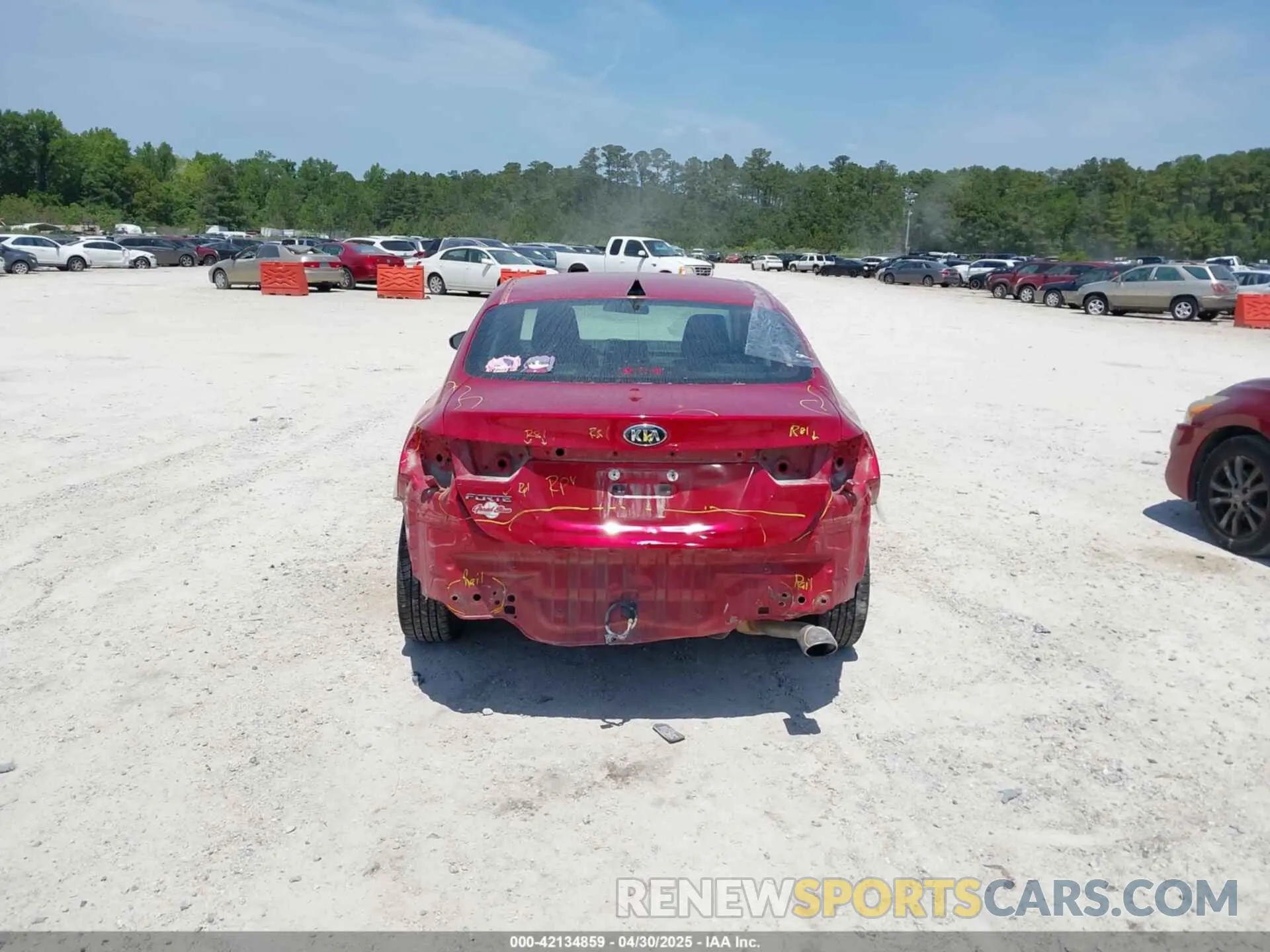 16 Photograph of a damaged car 3KPF24ADXKE096145 KIA FORTE 2019