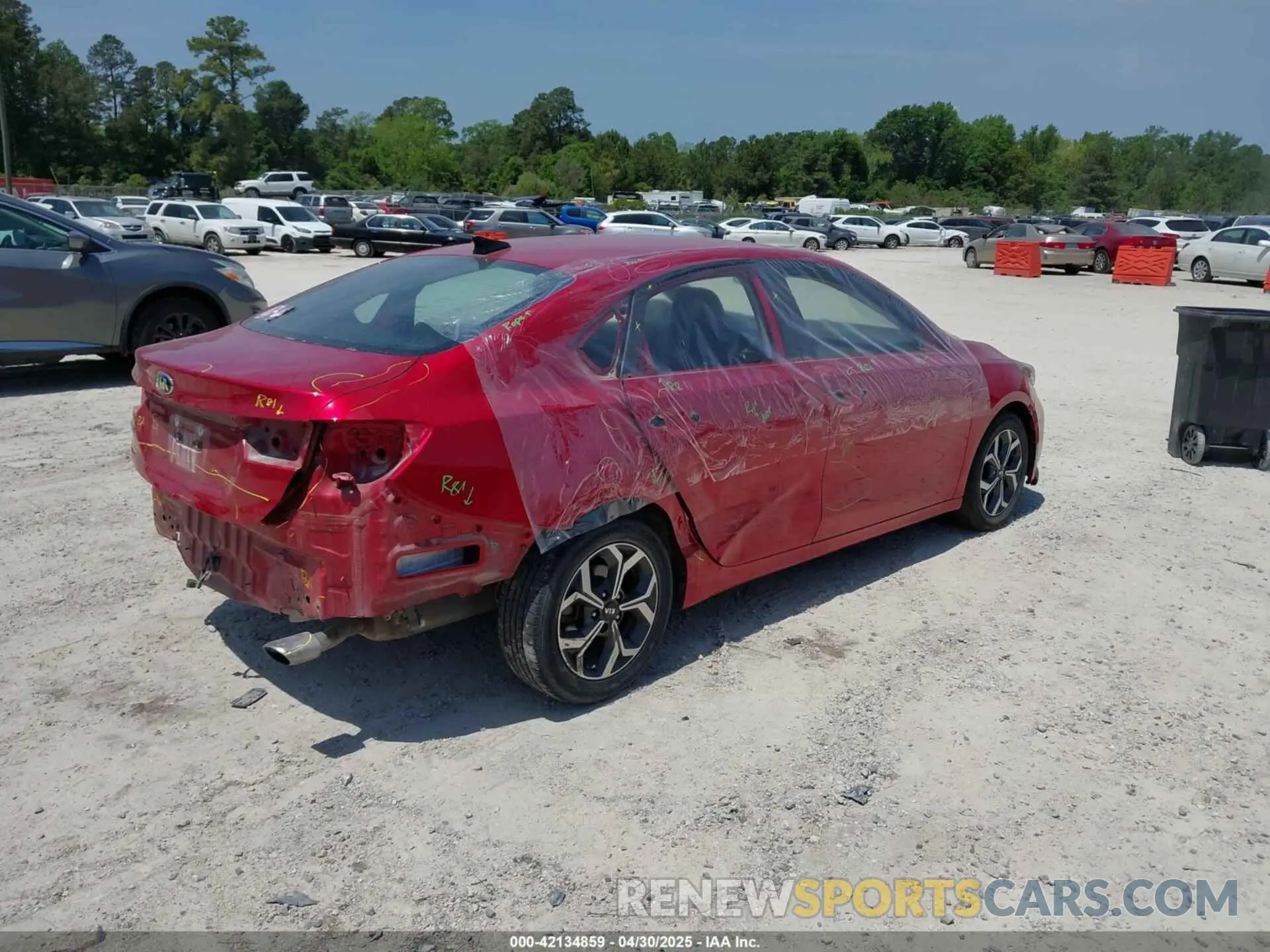 4 Photograph of a damaged car 3KPF24ADXKE096145 KIA FORTE 2019