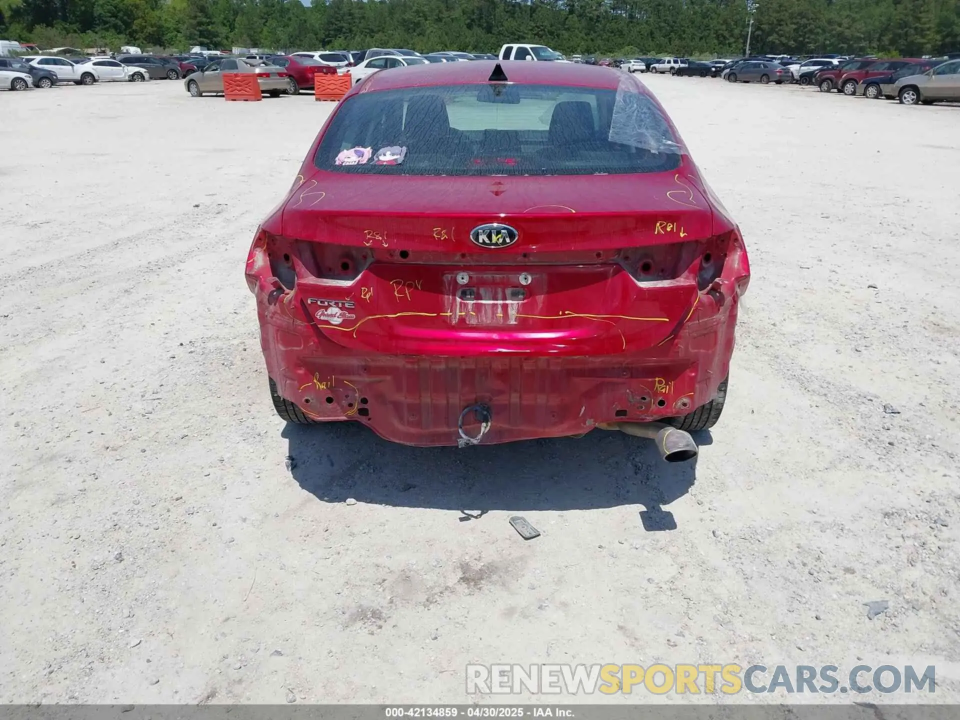 6 Photograph of a damaged car 3KPF24ADXKE096145 KIA FORTE 2019