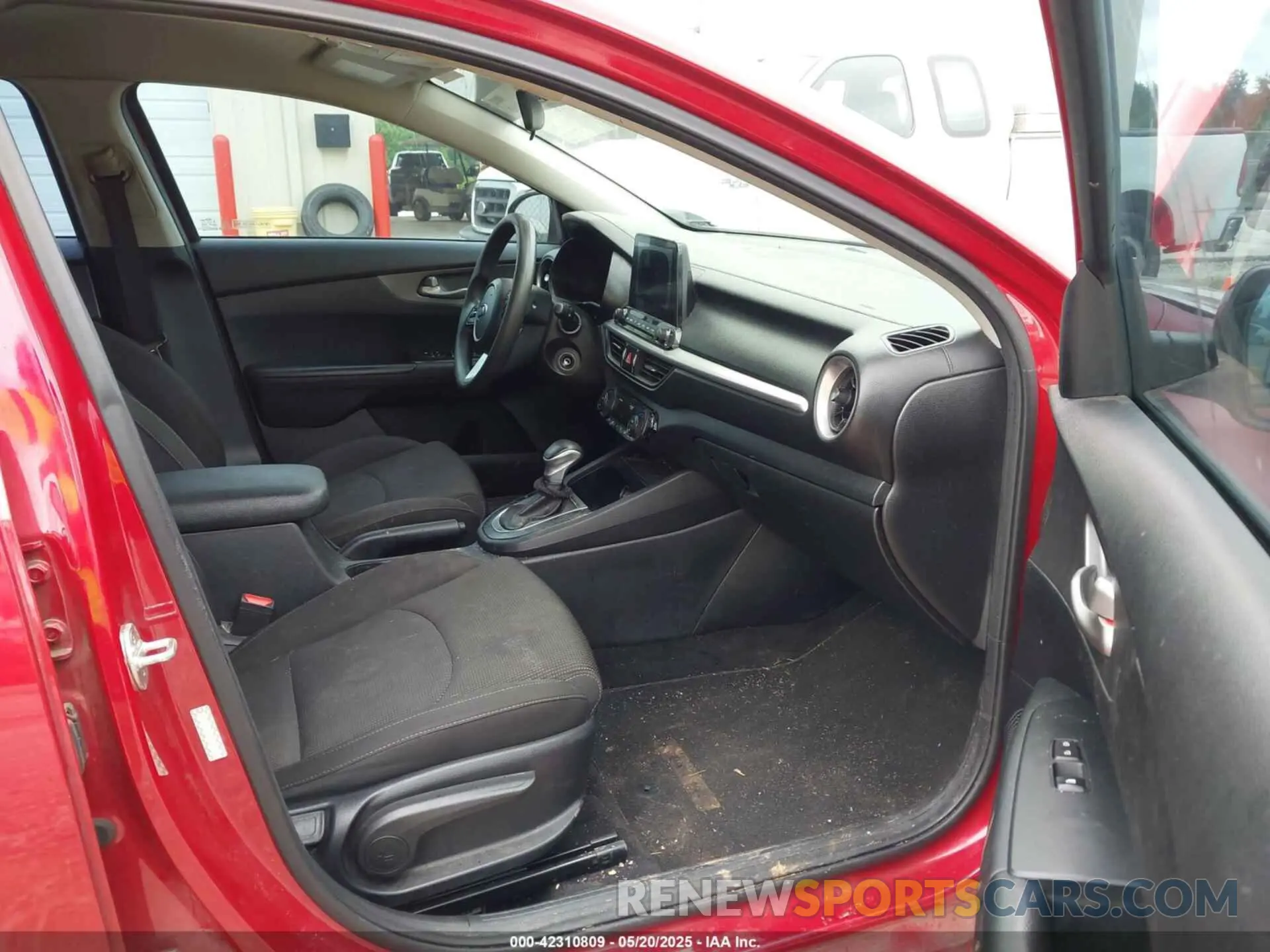 5 Photograph of a damaged car 3KPF24ADXKE108732 KIA FORTE 2019