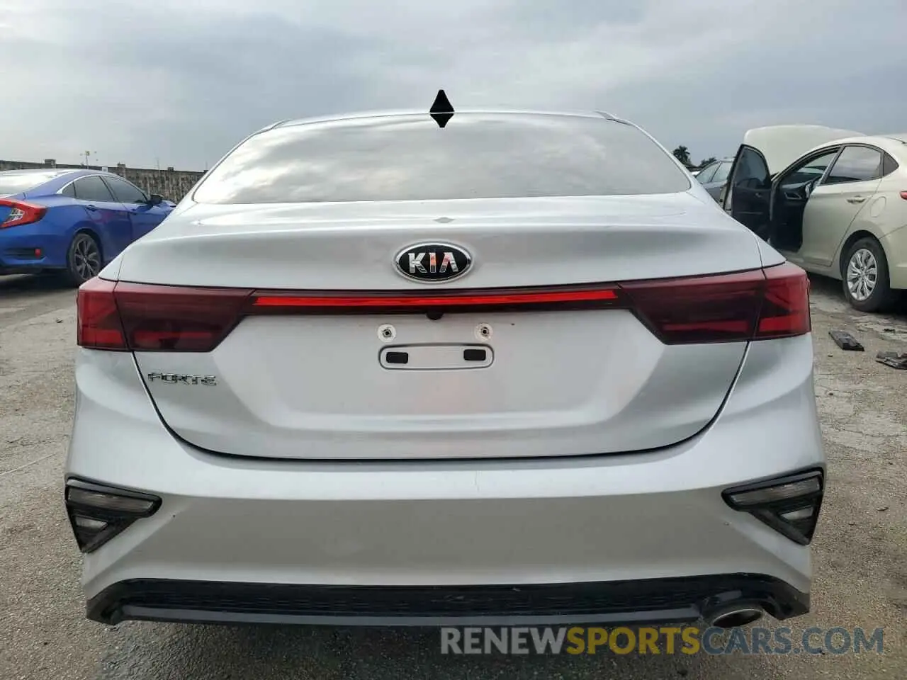 6 Photograph of a damaged car 3KPF24ADXKE108939 KIA FORTE 2019