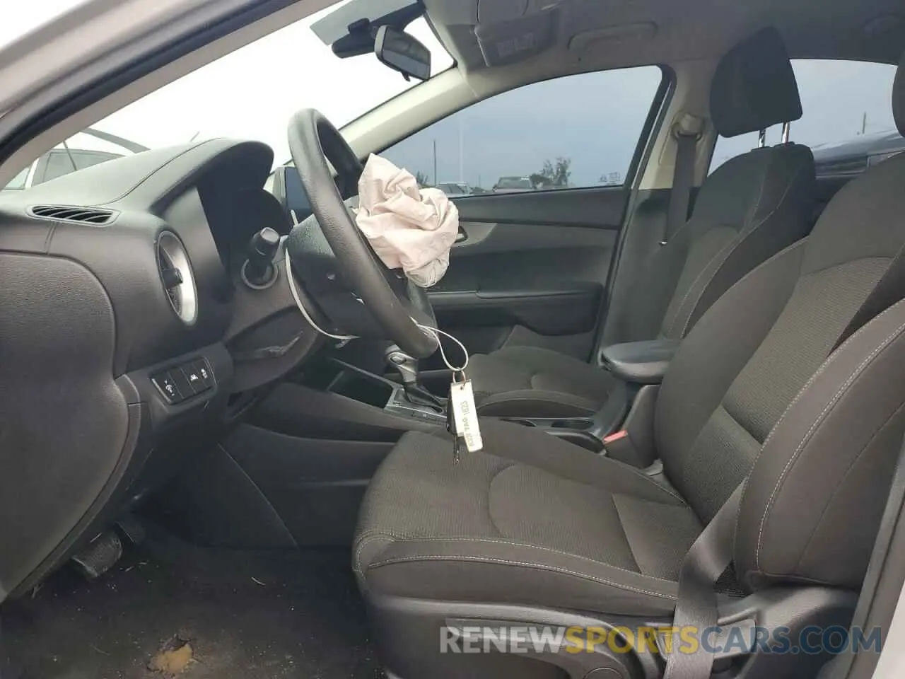7 Photograph of a damaged car 3KPF24ADXKE108939 KIA FORTE 2019