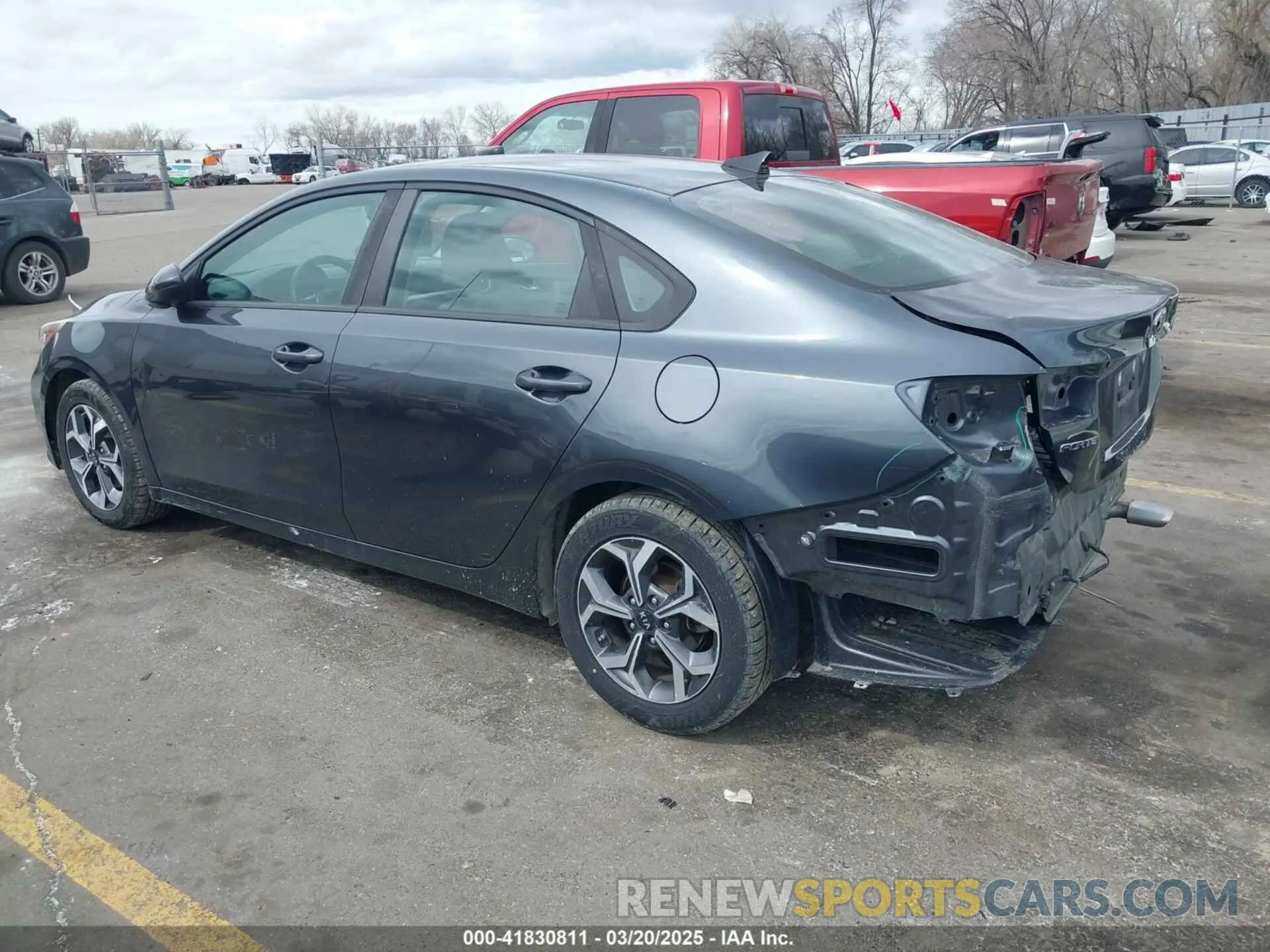3 Photograph of a damaged car 3KPF24ADXKE122159 KIA FORTE 2019