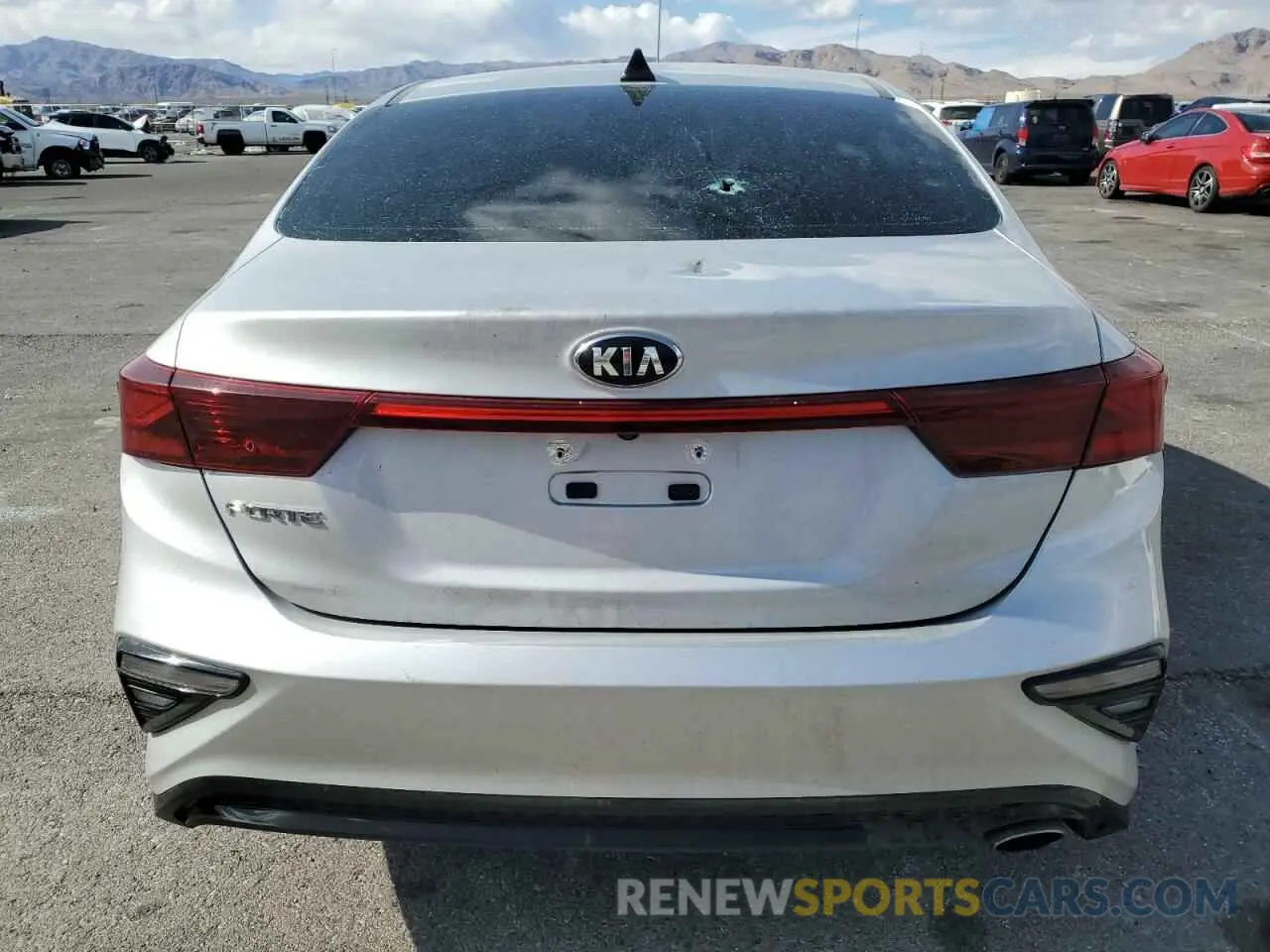 6 Photograph of a damaged car 3KPF24ADXKE137213 KIA FORTE 2019