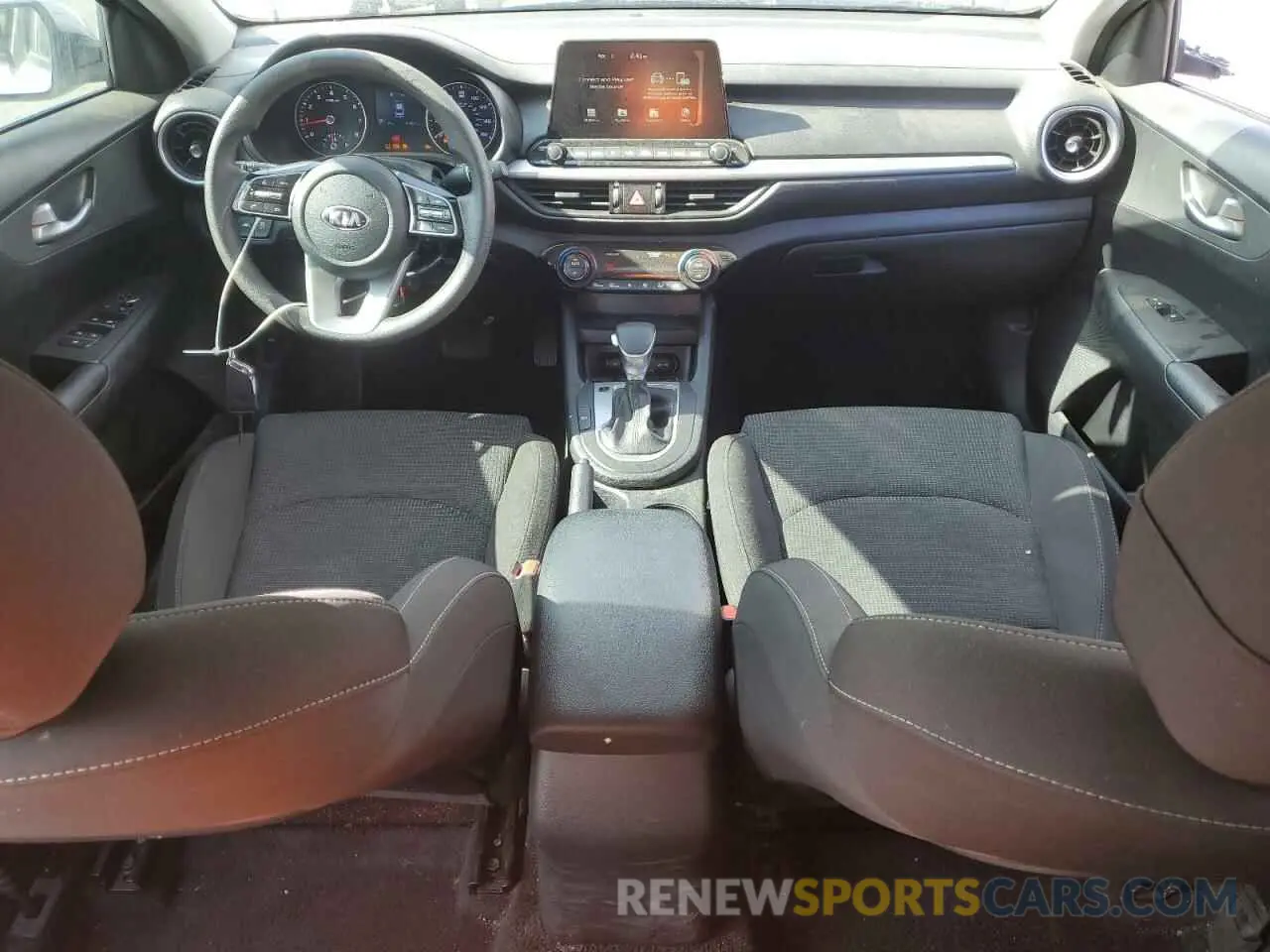 8 Photograph of a damaged car 3KPF24ADXKE137213 KIA FORTE 2019