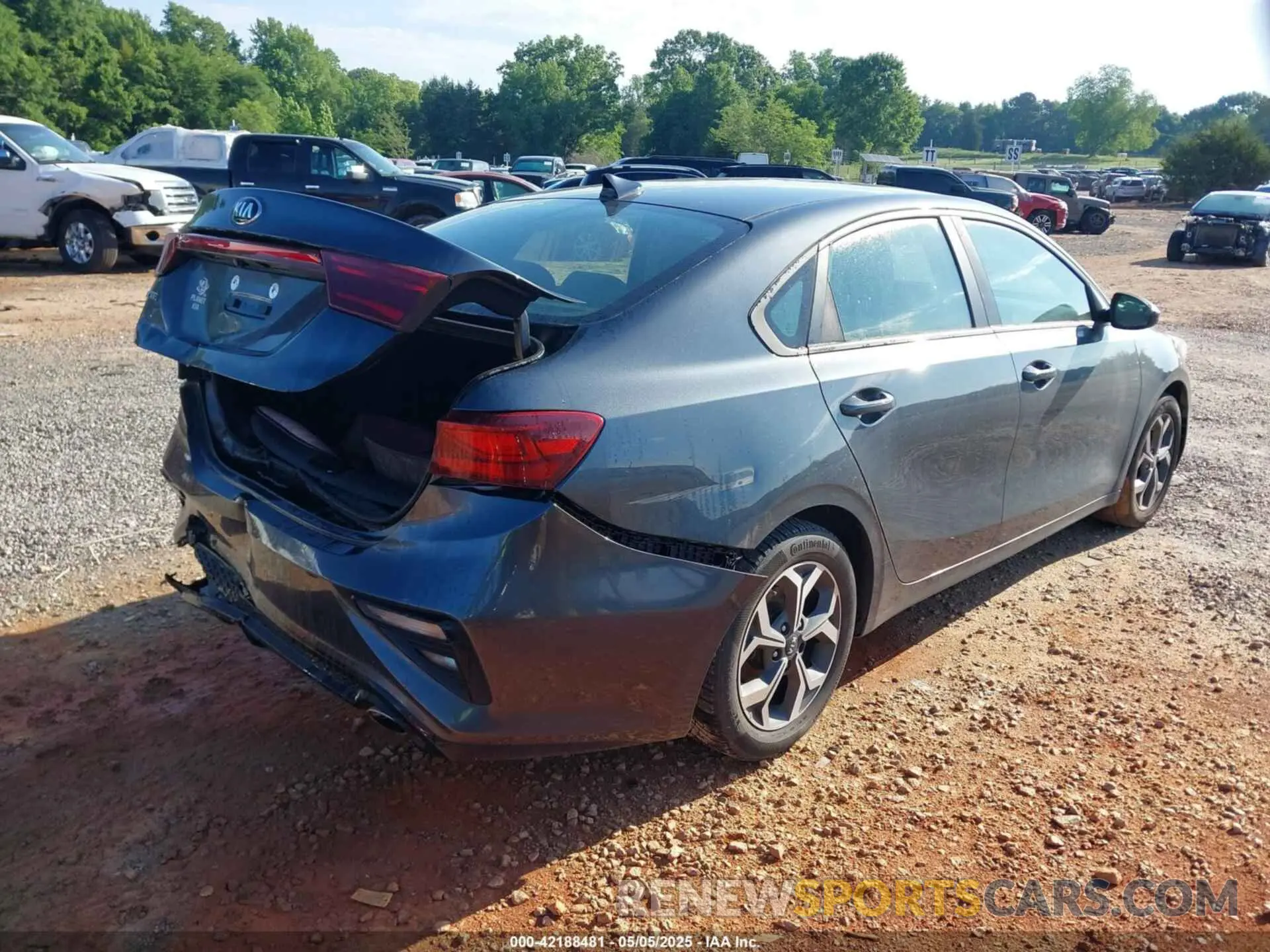 4 Photograph of a damaged car 3KPF24ADXKE139561 KIA FORTE 2019