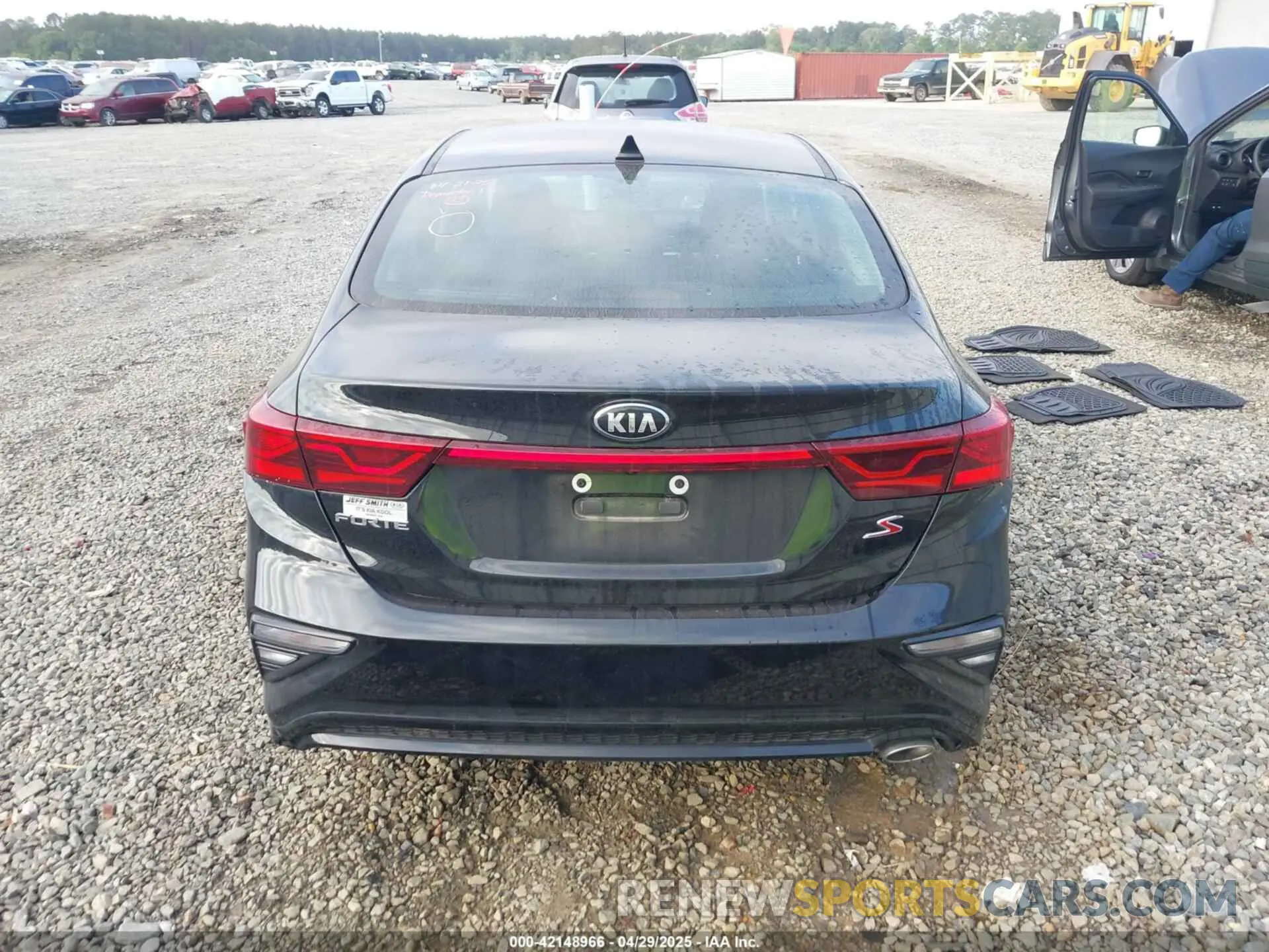 16 Photograph of a damaged car 3KPF34AD0KE110678 KIA FORTE 2019