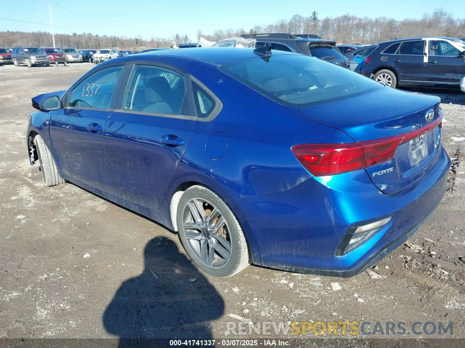 3 Photograph of a damaged car 3KPF34AD1KE021427 KIA FORTE 2019