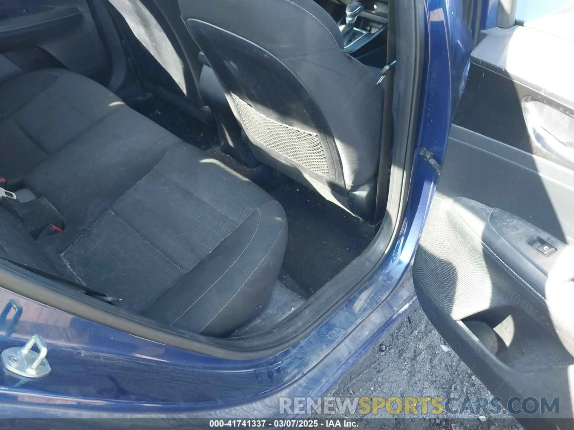 8 Photograph of a damaged car 3KPF34AD1KE021427 KIA FORTE 2019