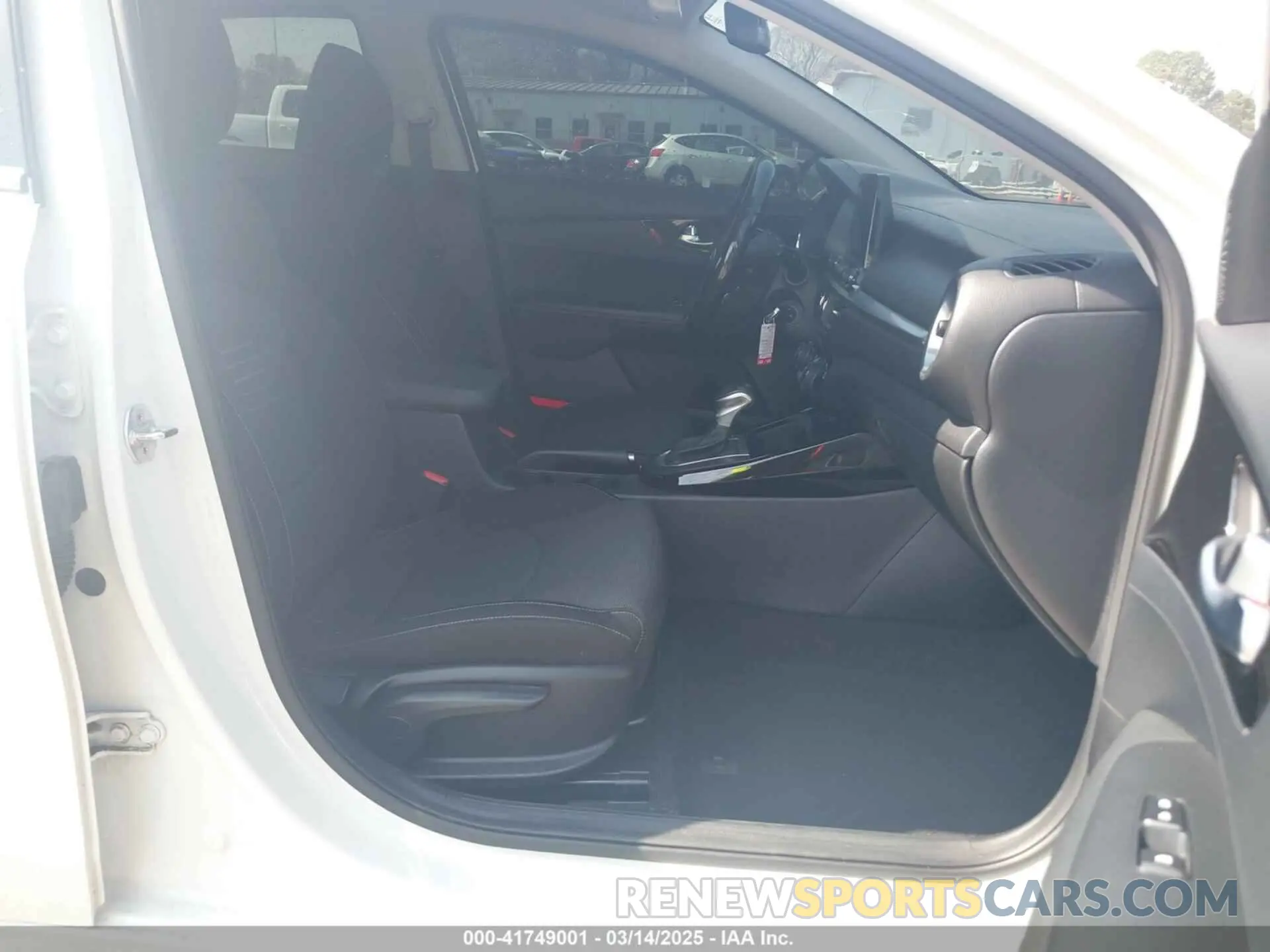 5 Photograph of a damaged car 3KPF34AD2KE028516 KIA FORTE 2019