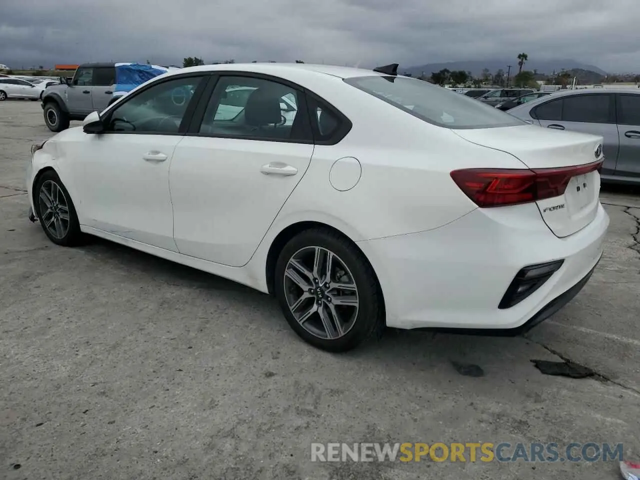 2 Photograph of a damaged car 3KPF34AD2KE070085 KIA FORTE 2019