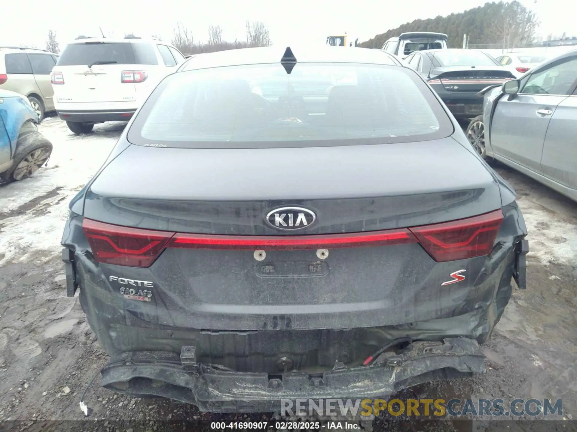 16 Photograph of a damaged car 3KPF34AD2KE074749 KIA FORTE 2019