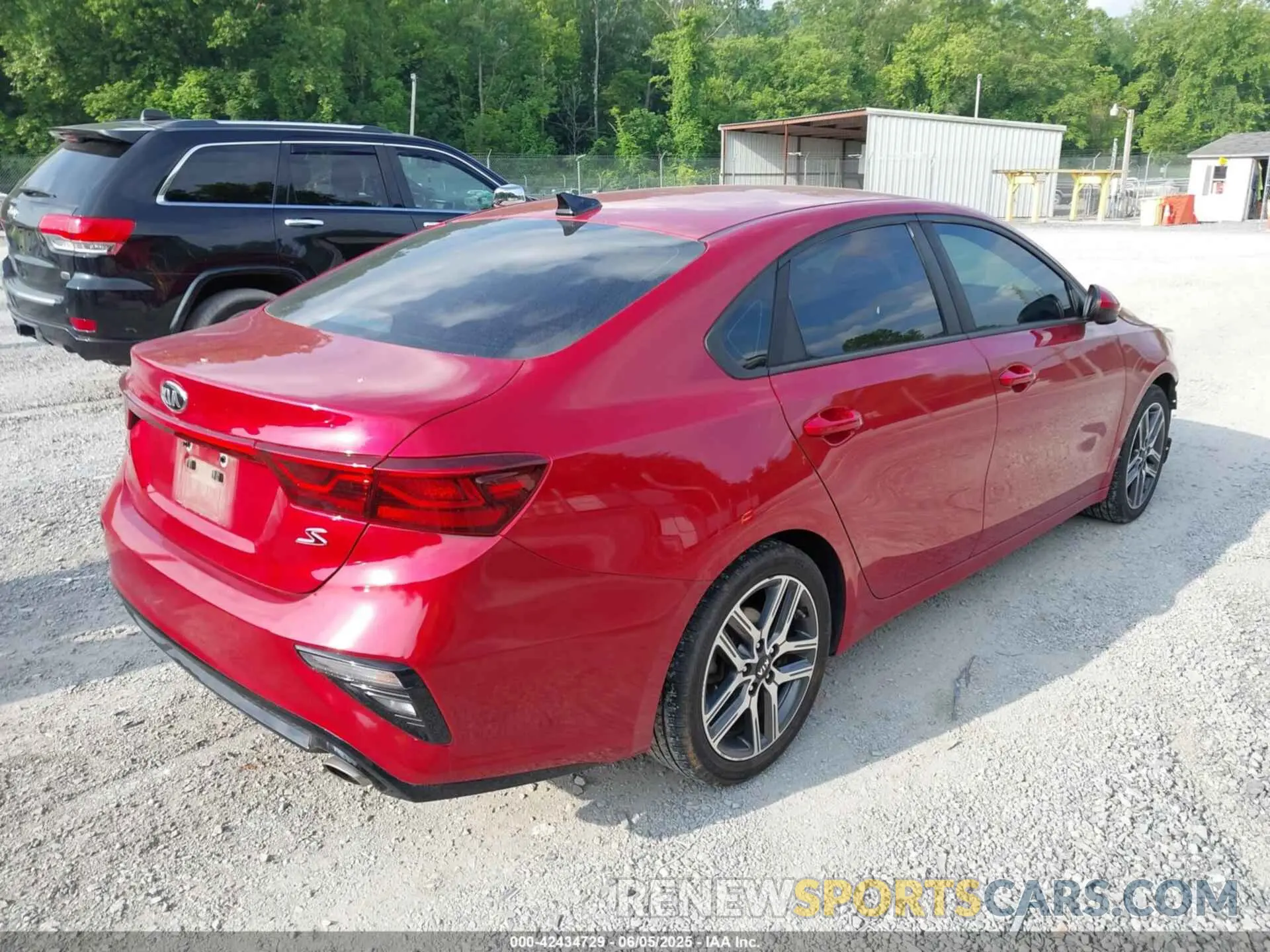 4 Photograph of a damaged car 3KPF34AD2KE114389 KIA FORTE 2019