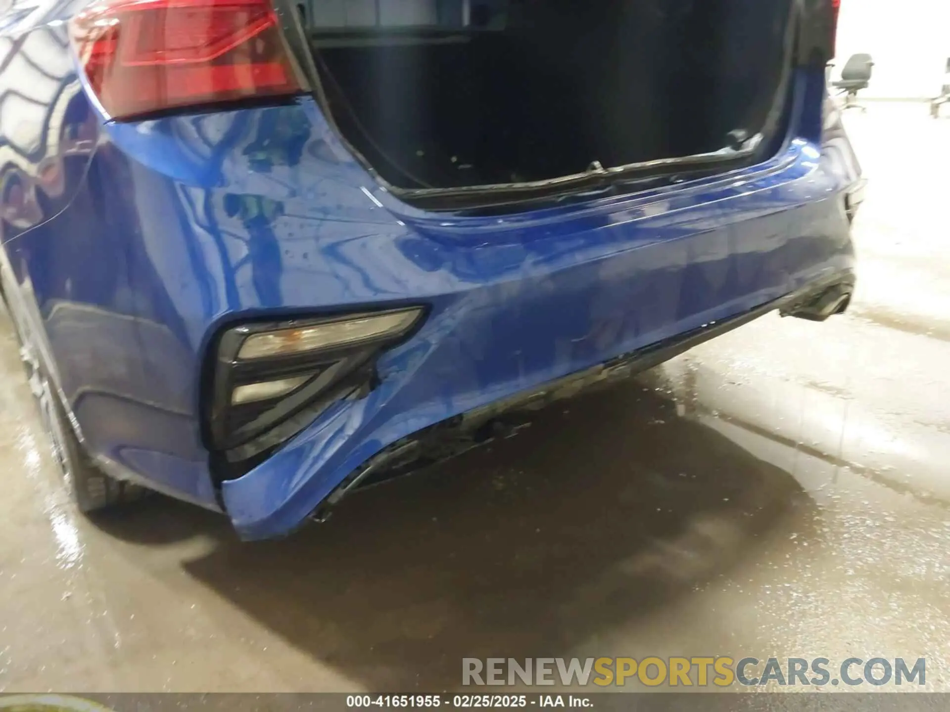 18 Photograph of a damaged car 3KPF34AD3KE035488 KIA FORTE 2019