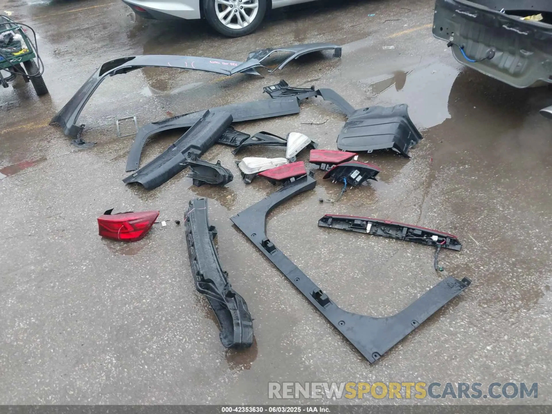 12 Photograph of a damaged car 3KPF34AD3KE066272 KIA FORTE 2019