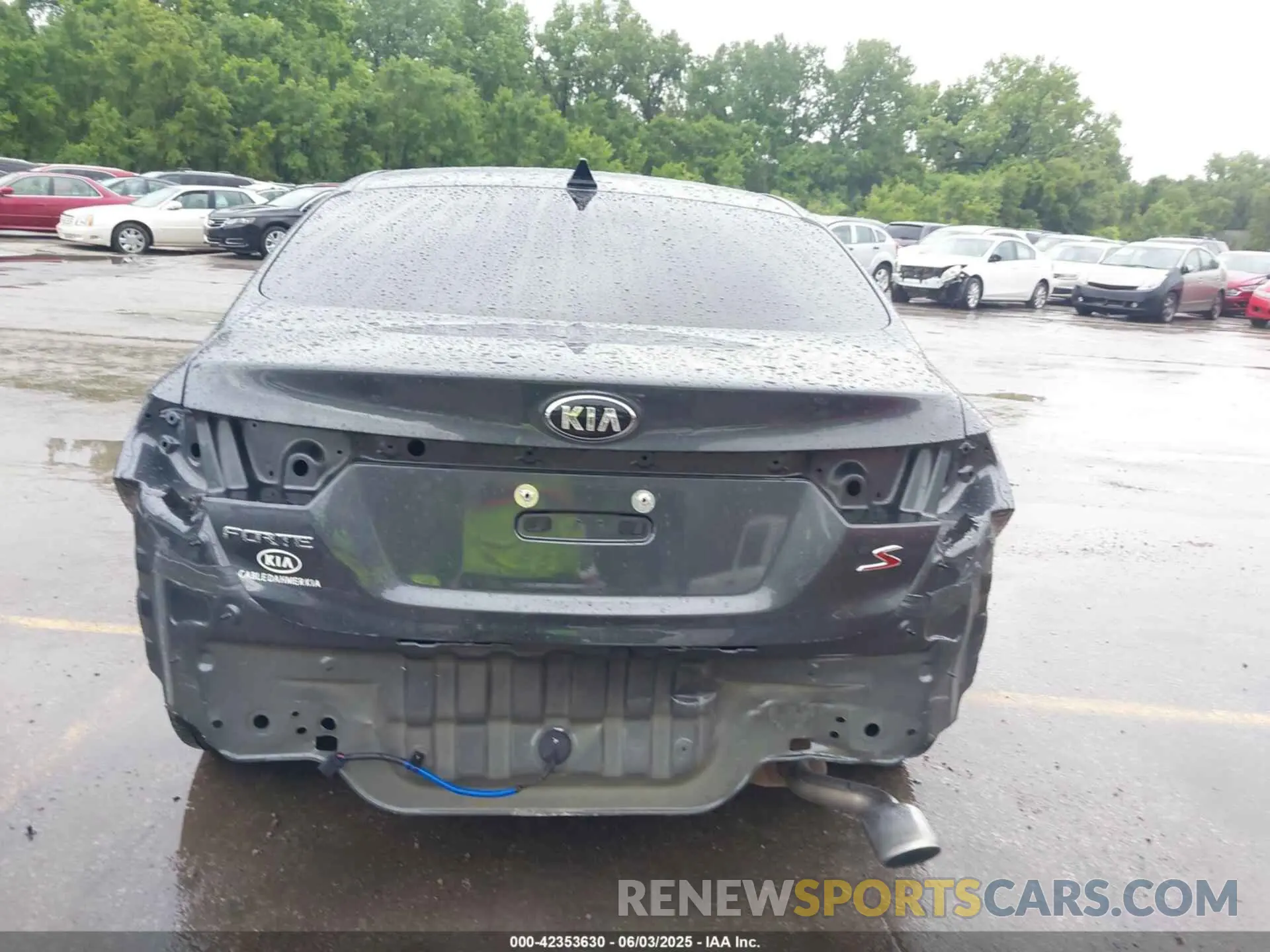 6 Photograph of a damaged car 3KPF34AD3KE066272 KIA FORTE 2019