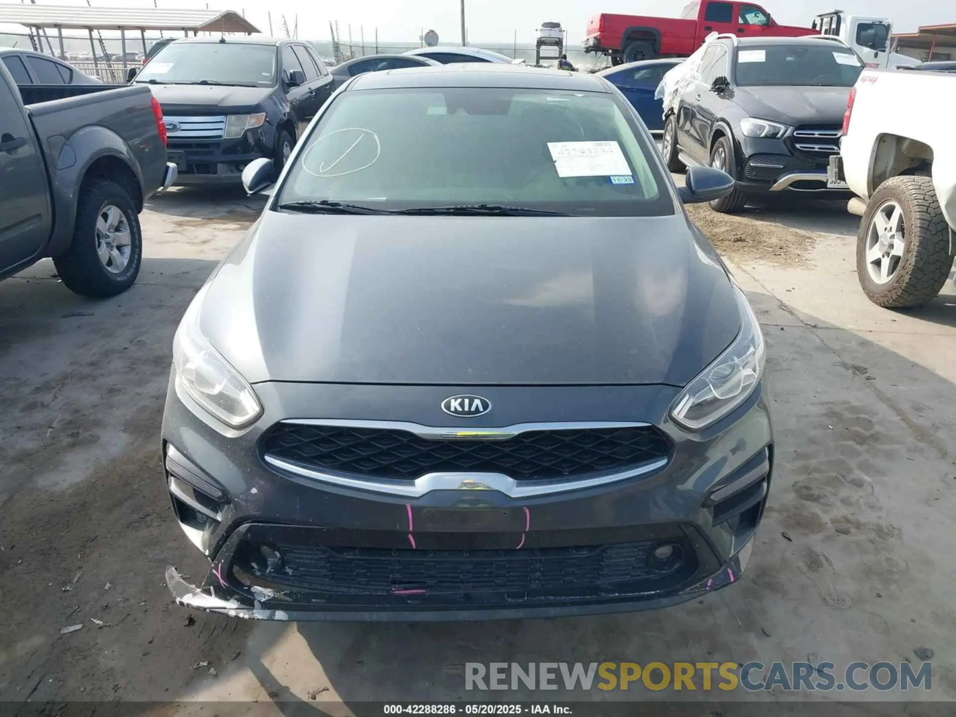13 Photograph of a damaged car 3KPF34AD3KE072847 KIA FORTE 2019