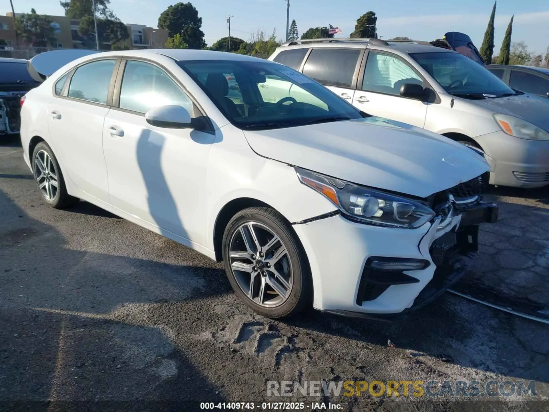 1 Photograph of a damaged car 3KPF34AD4KE070086 KIA FORTE 2019