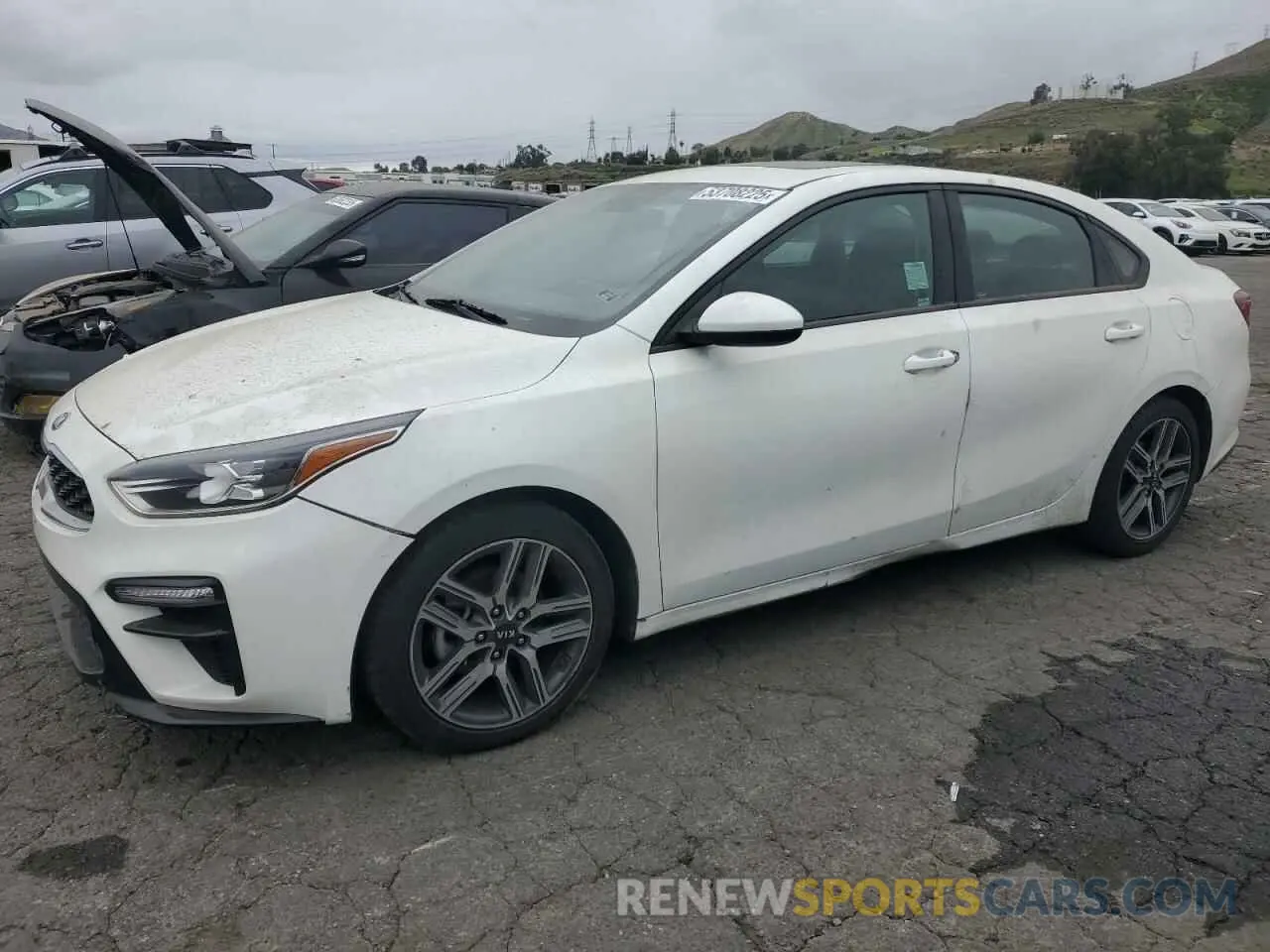 1 Photograph of a damaged car 3KPF34AD4KE098583 KIA FORTE 2019