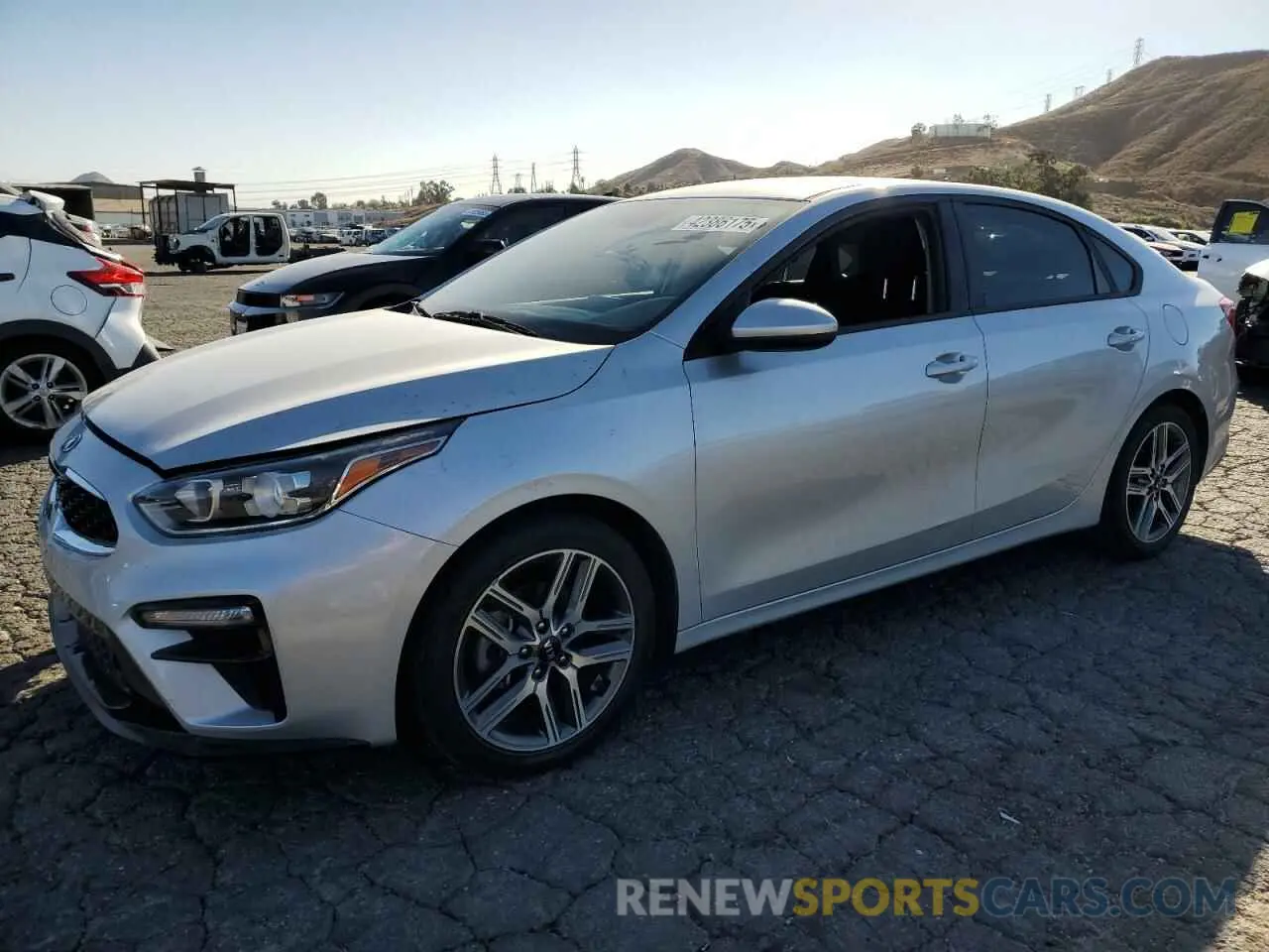 1 Photograph of a damaged car 3KPF34AD5KE042233 KIA FORTE 2019