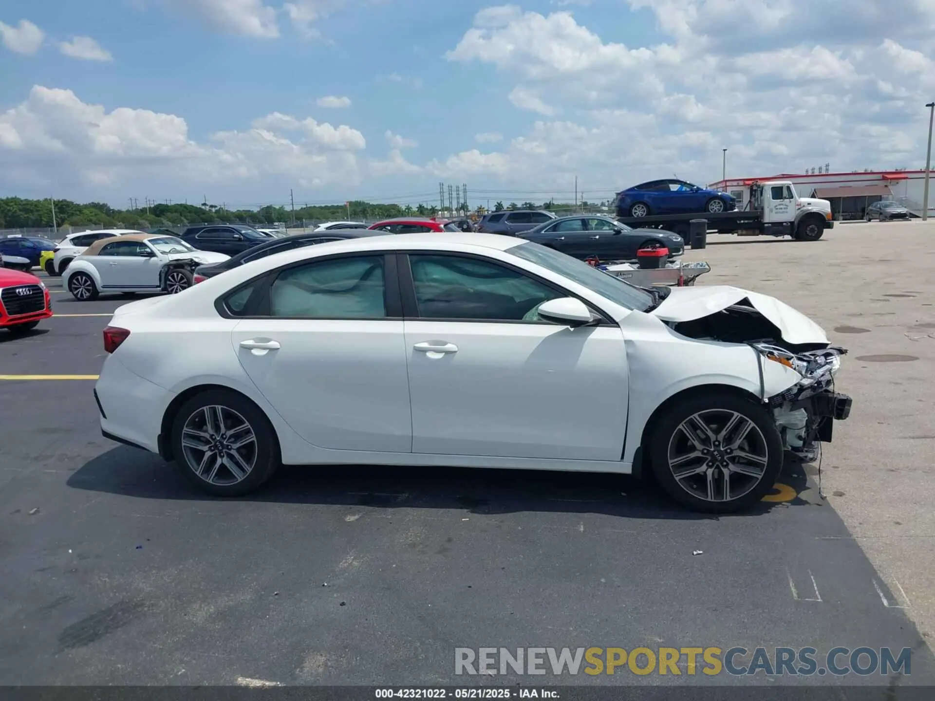 14 Photograph of a damaged car 3KPF34AD5KE062319 KIA FORTE 2019