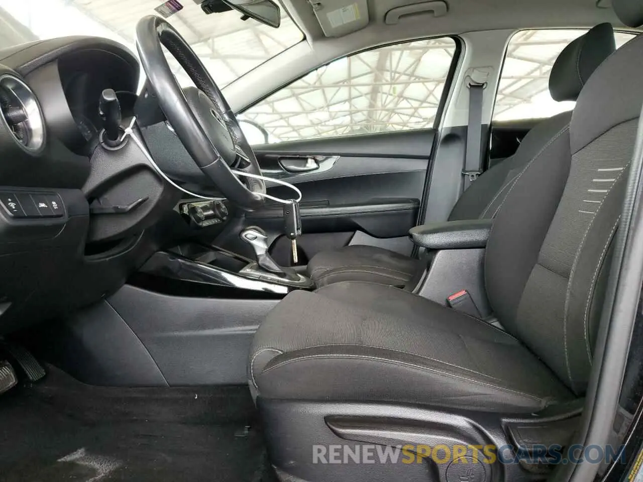 7 Photograph of a damaged car 3KPF34AD5KE124253 KIA FORTE 2019