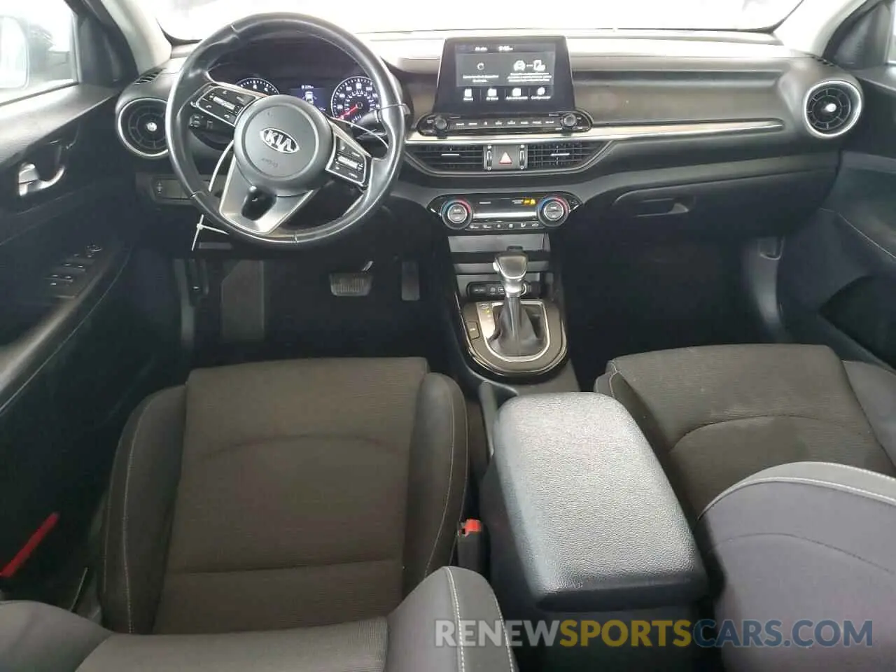 8 Photograph of a damaged car 3KPF34AD5KE124253 KIA FORTE 2019
