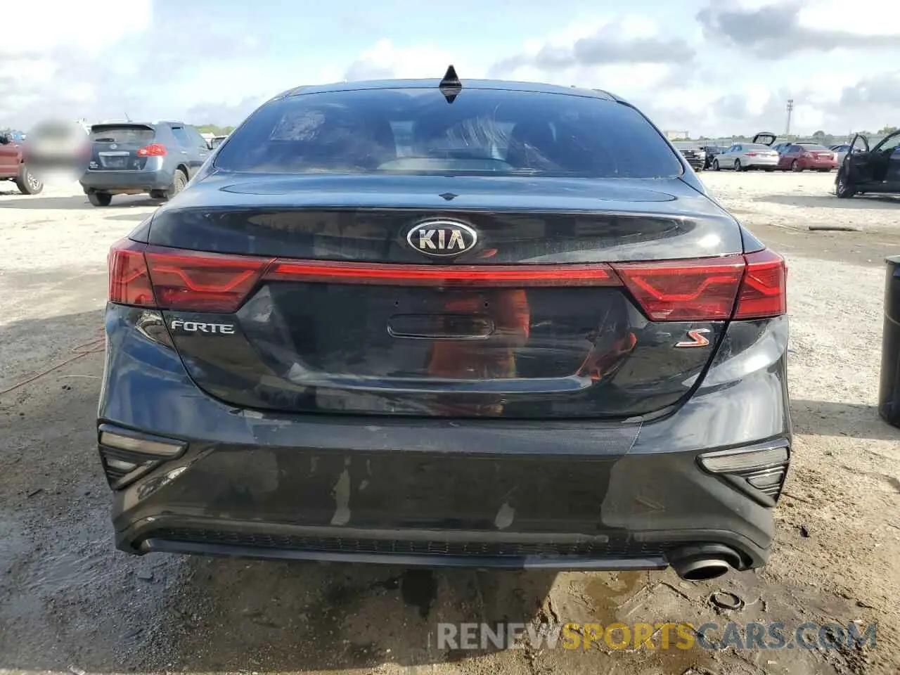 6 Photograph of a damaged car 3KPF34AD6KE043259 KIA FORTE 2019